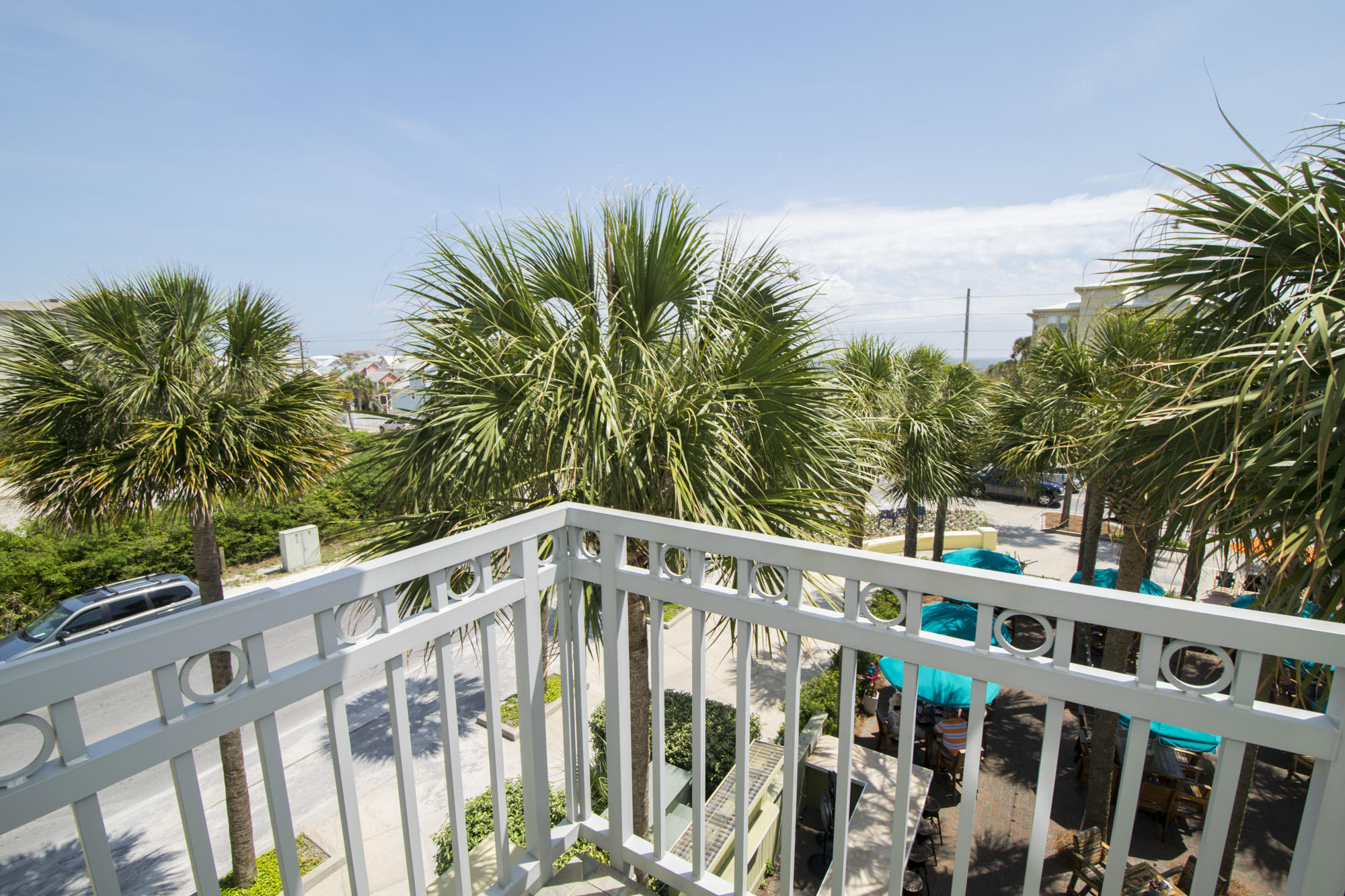 INN AT GULF PLACE - Residential