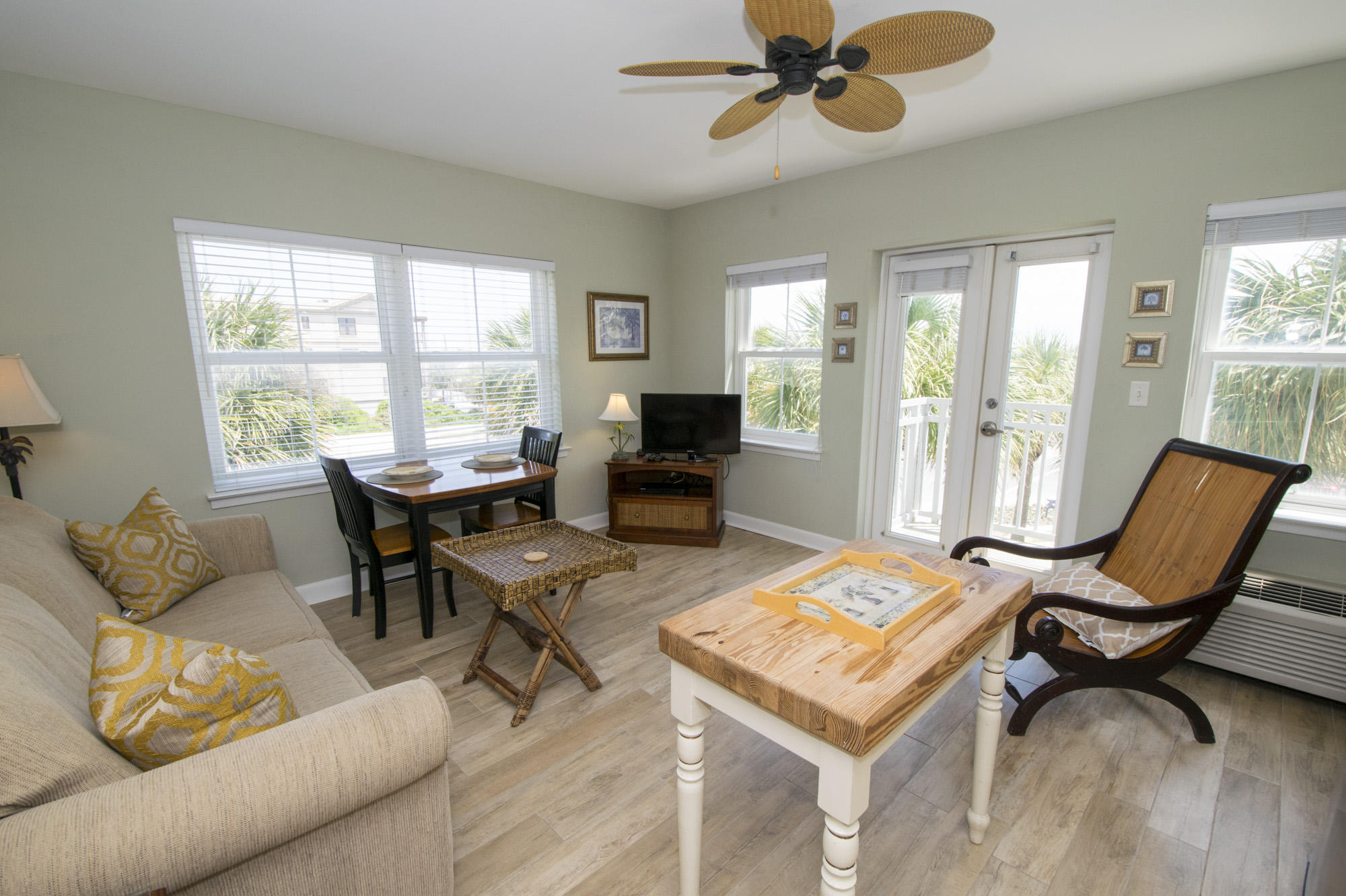 INN AT GULF PLACE - Residential