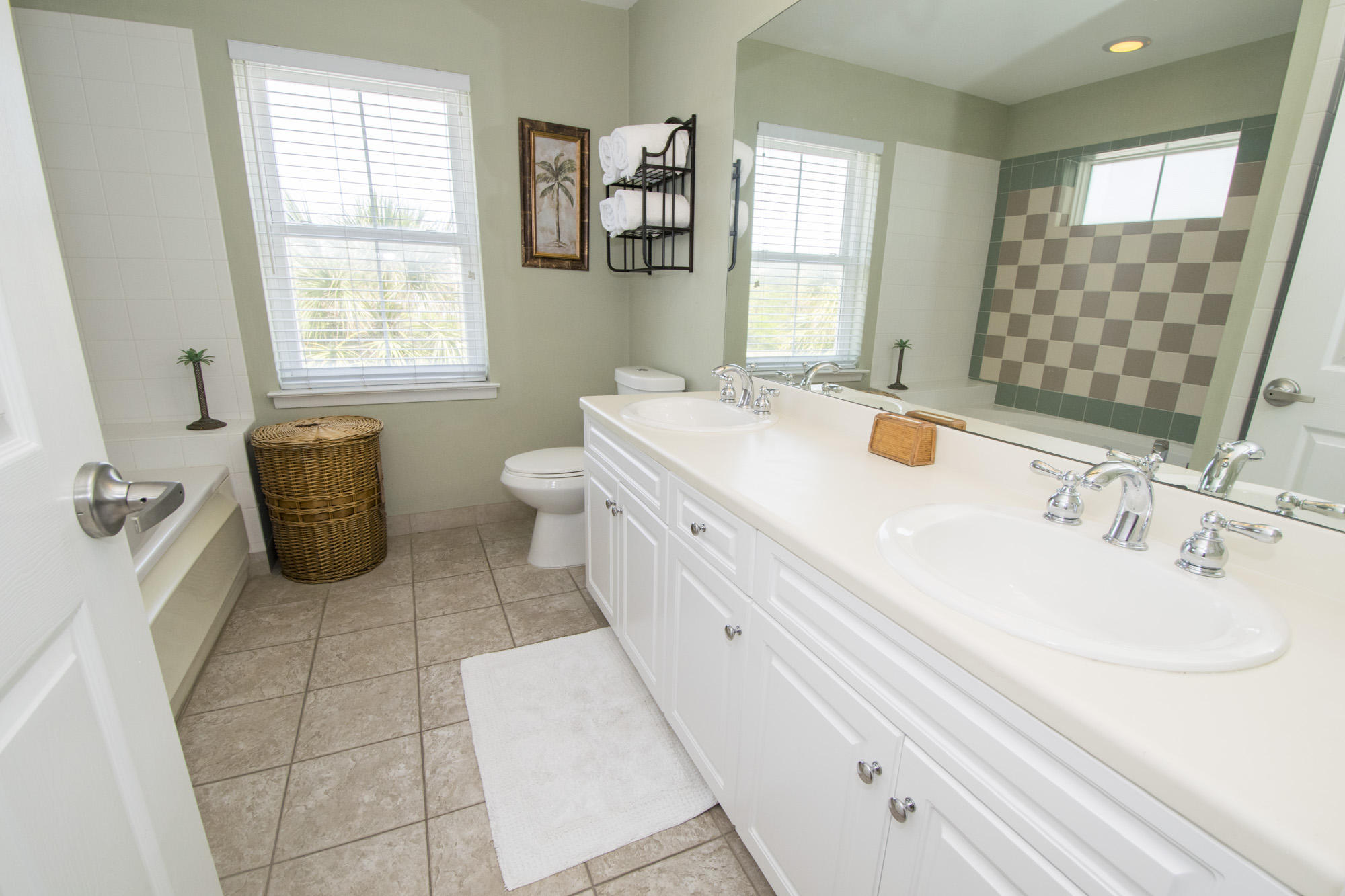 INN AT GULF PLACE - Residential