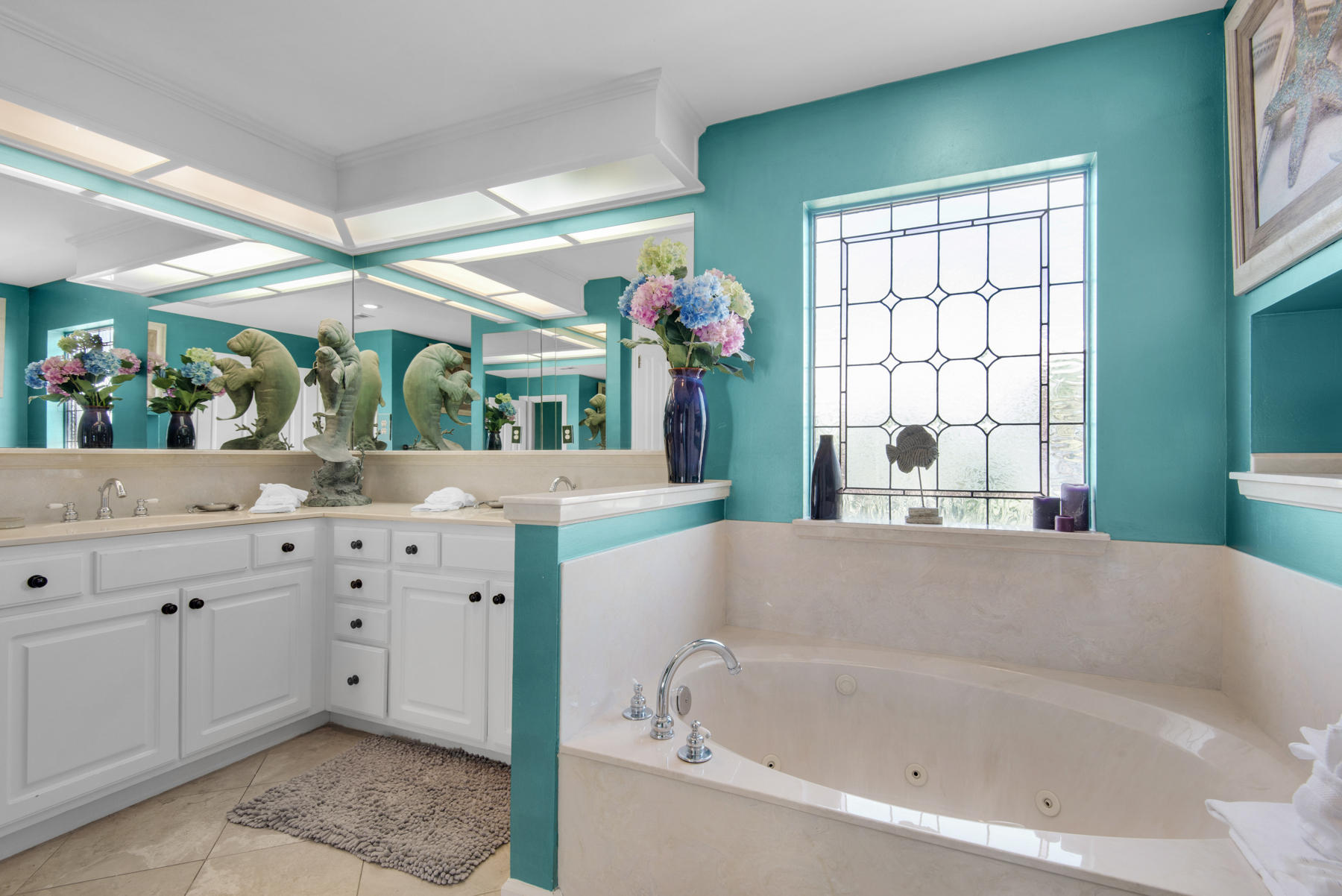 CRYSTAL SHORES - Residential