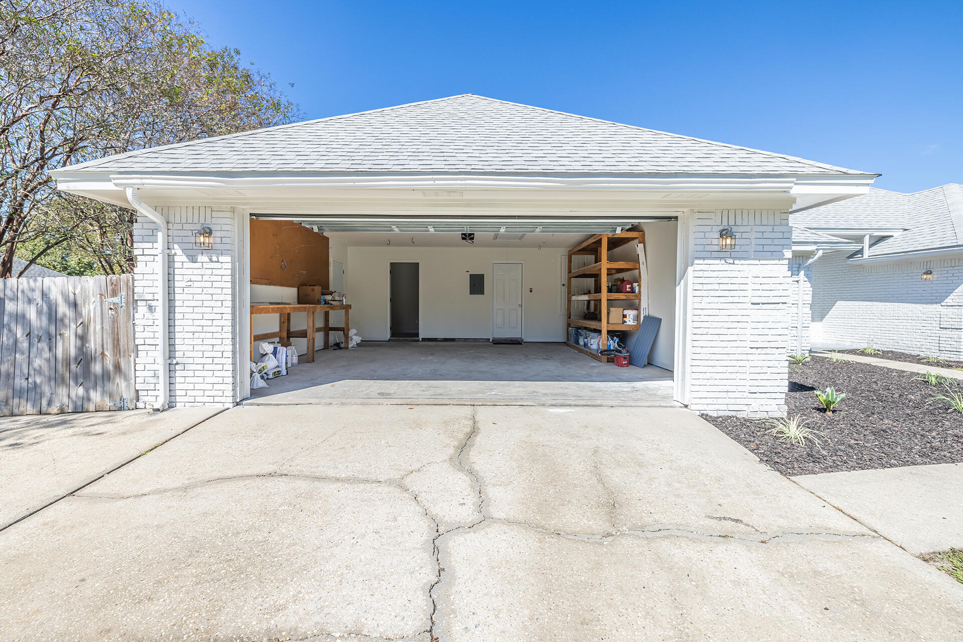 EMERALD POINTE PLAT 1 - Residential