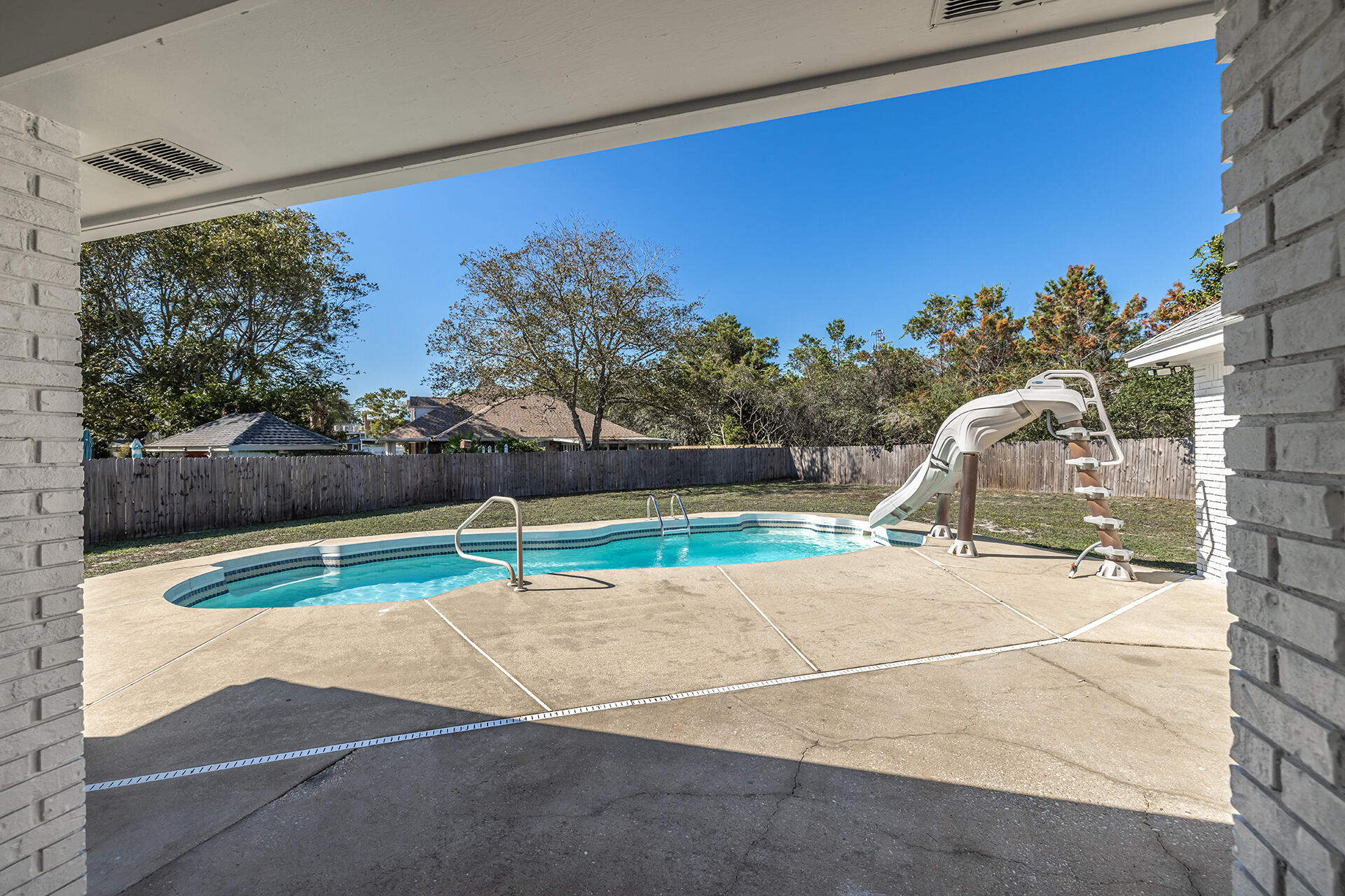 EMERALD POINTE PLAT 1 - Residential