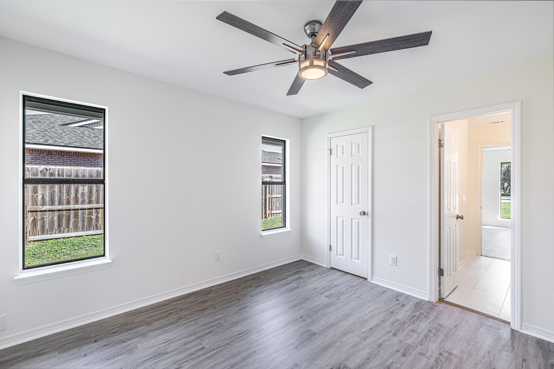 EMERALD POINTE PLAT 1 - Residential