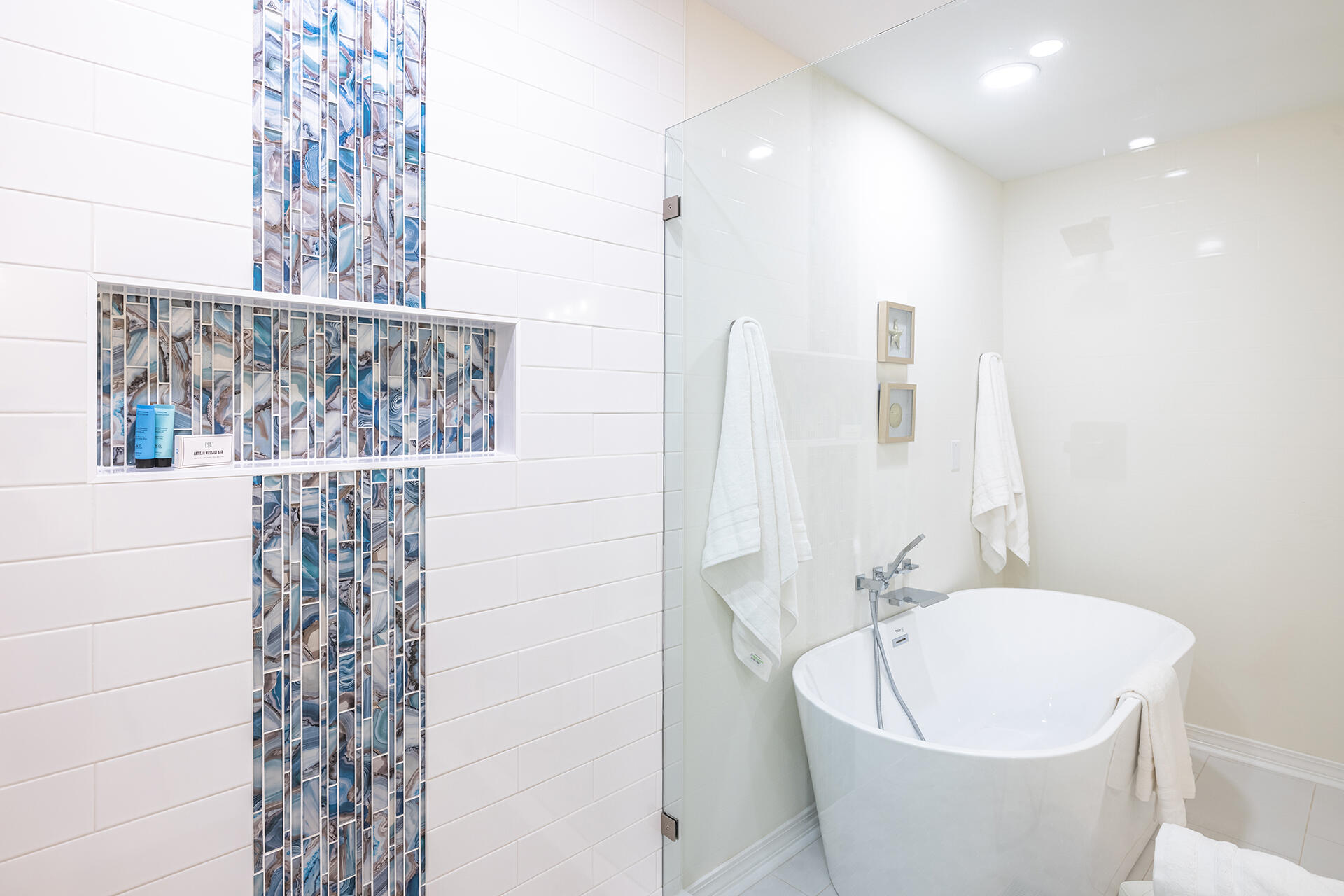 EMERALD POINTE PLAT 1 - Residential