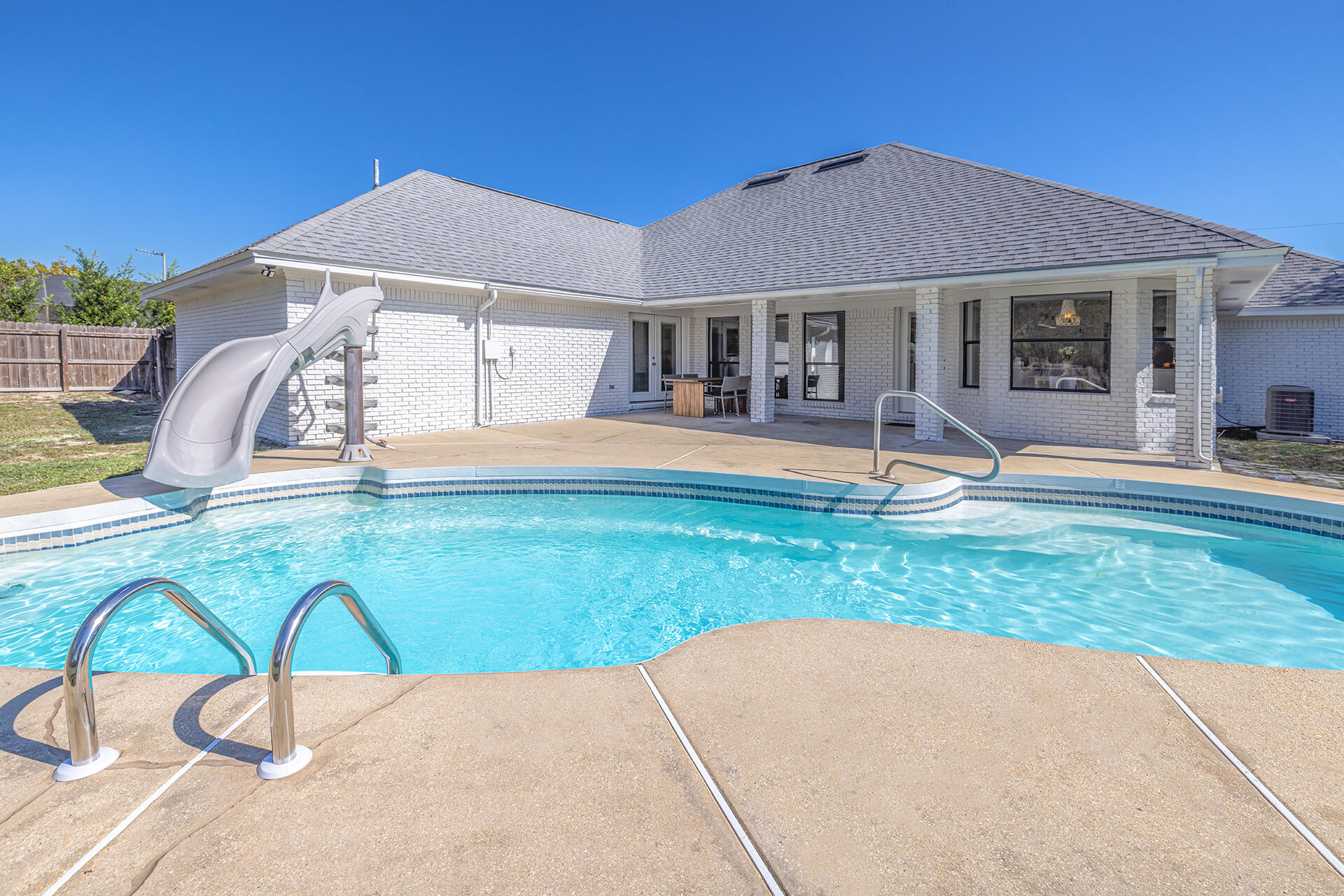 EMERALD POINTE PLAT 1 - Residential