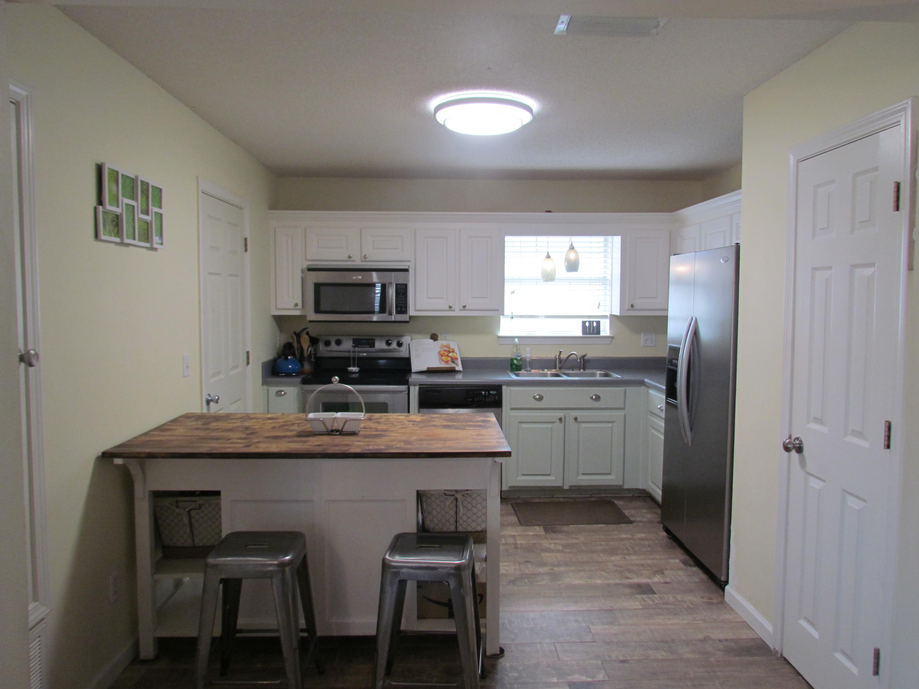 IVALEA GARDENS - Residential