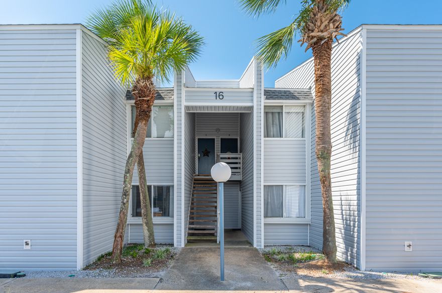 Waterfront condo! Views from the unit of the water and a on a clear day of the Gulf of Mexico. This one bed one bath update ground floor condo unit is ready and waiting to be enjoyed.
