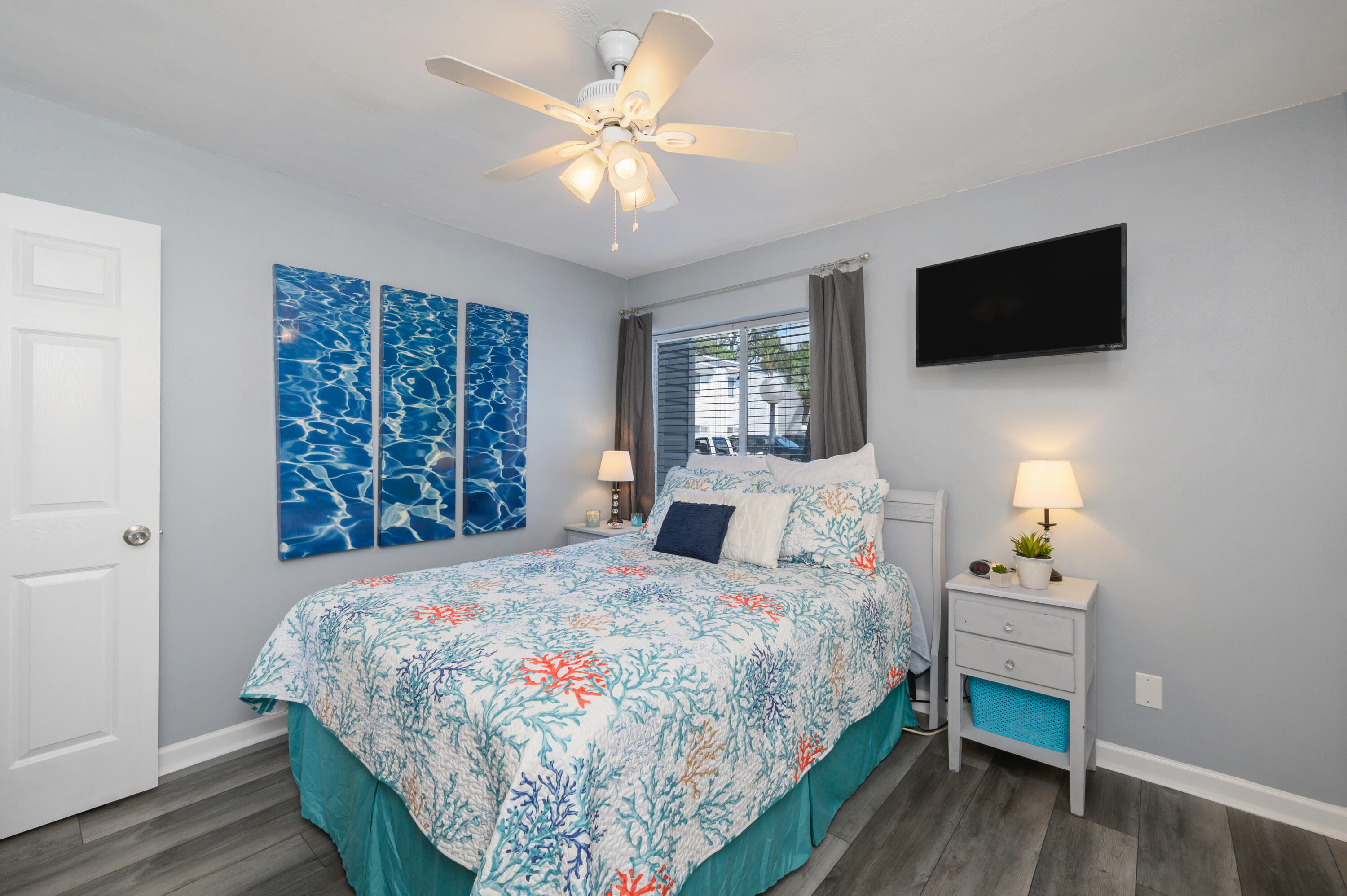 FINISTERRA CONDO - Residential