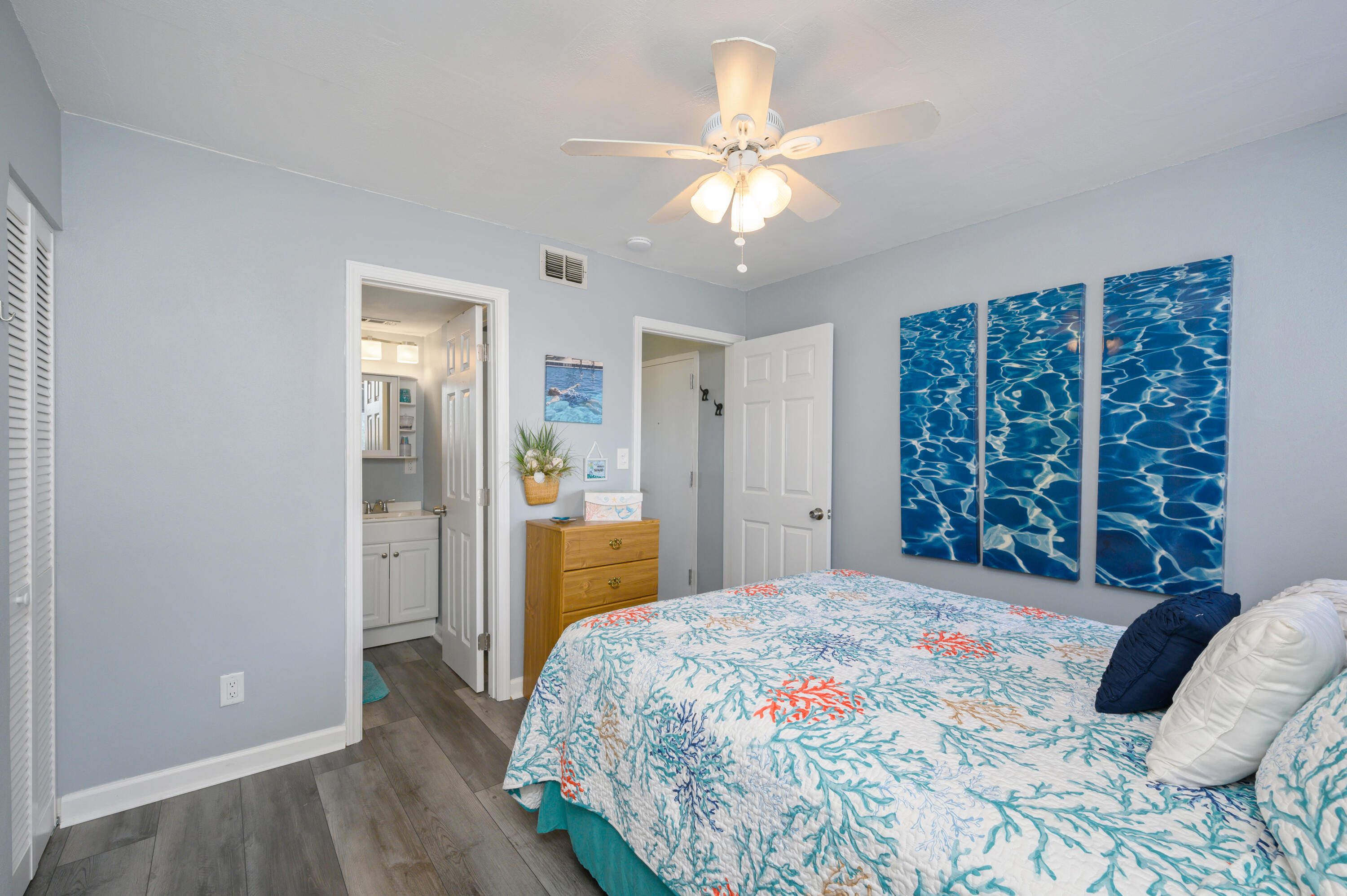 FINISTERRA CONDO - Residential