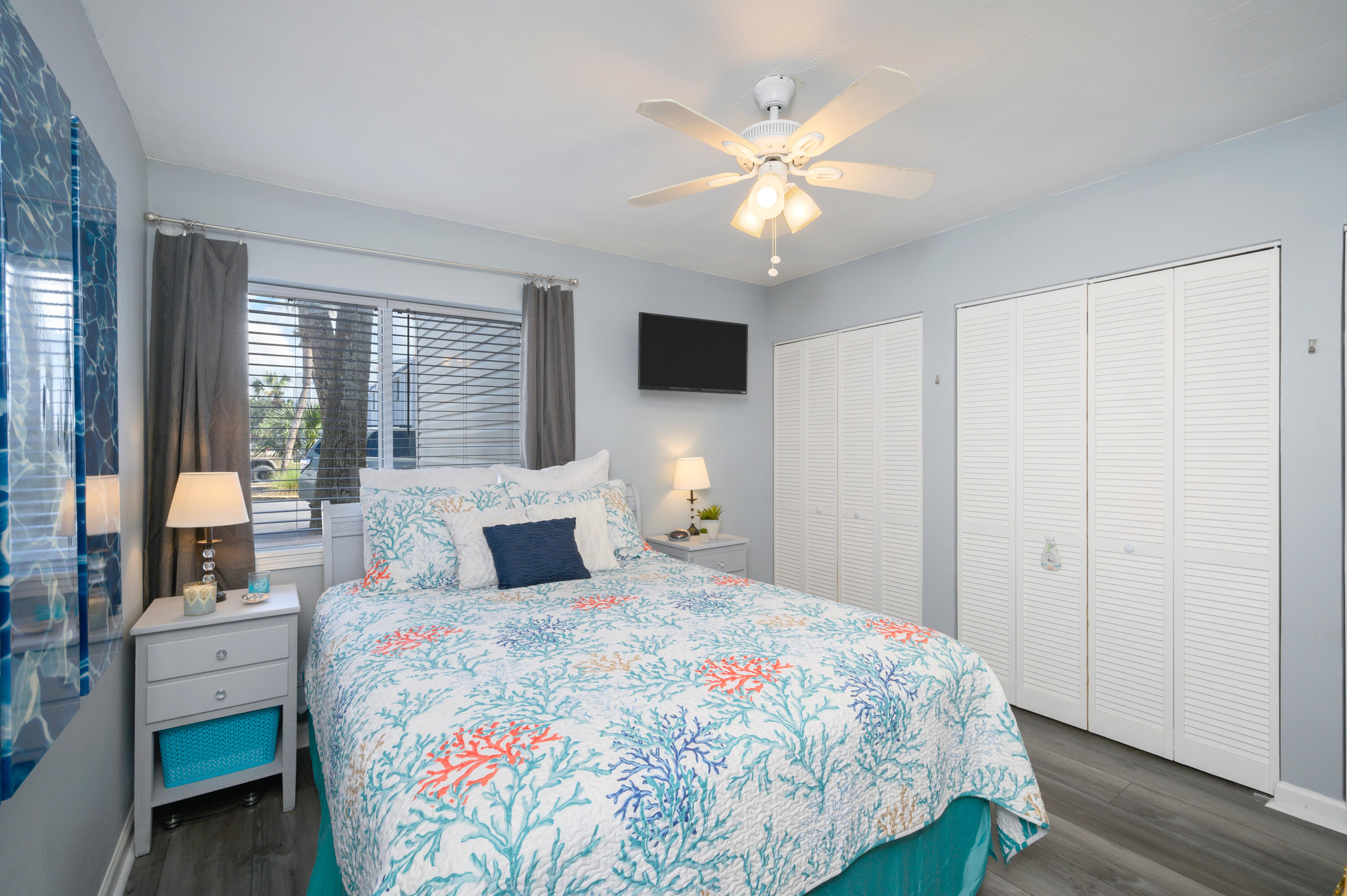 FINISTERRA CONDO - Residential