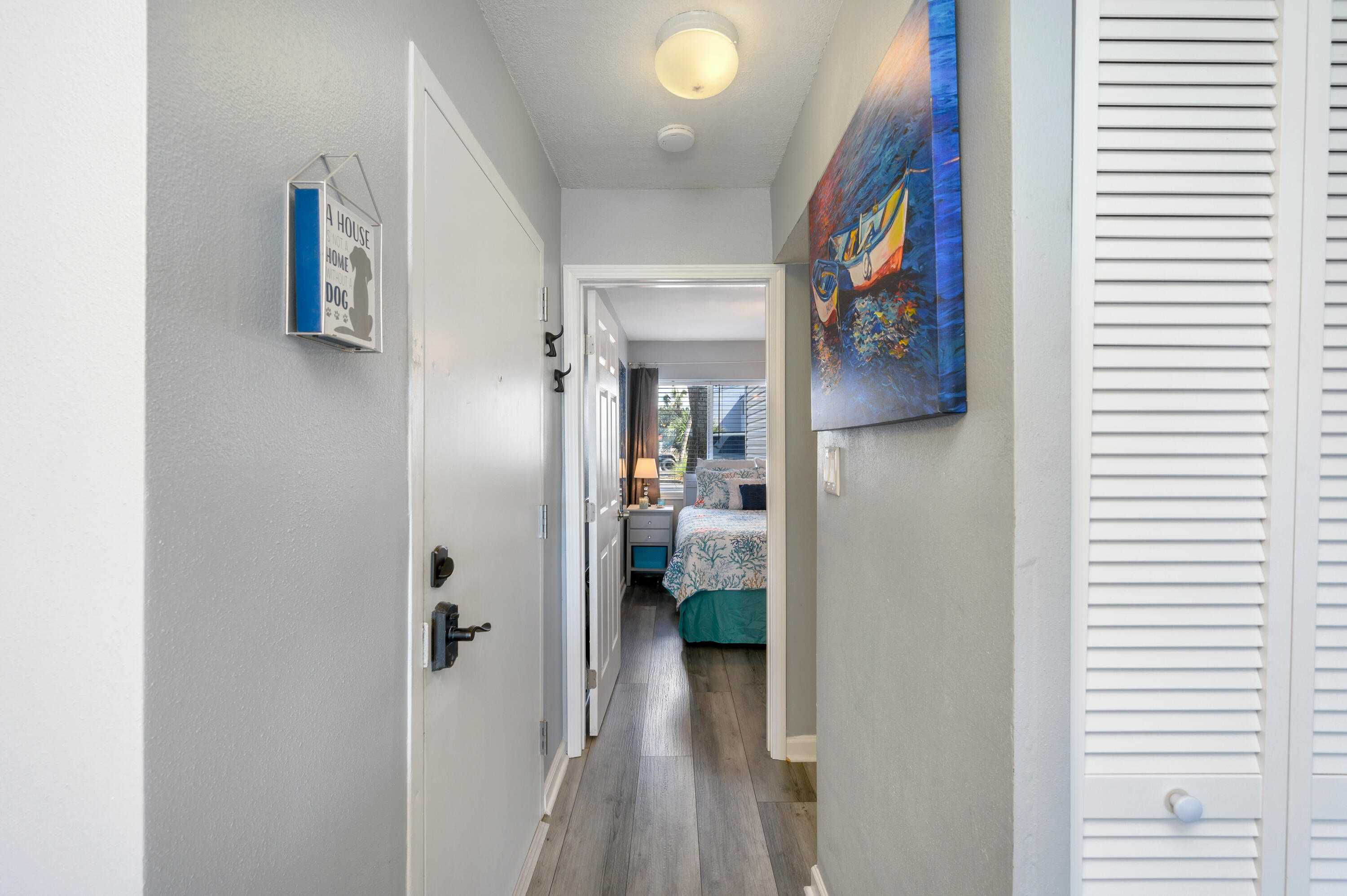 FINISTERRA CONDO - Residential