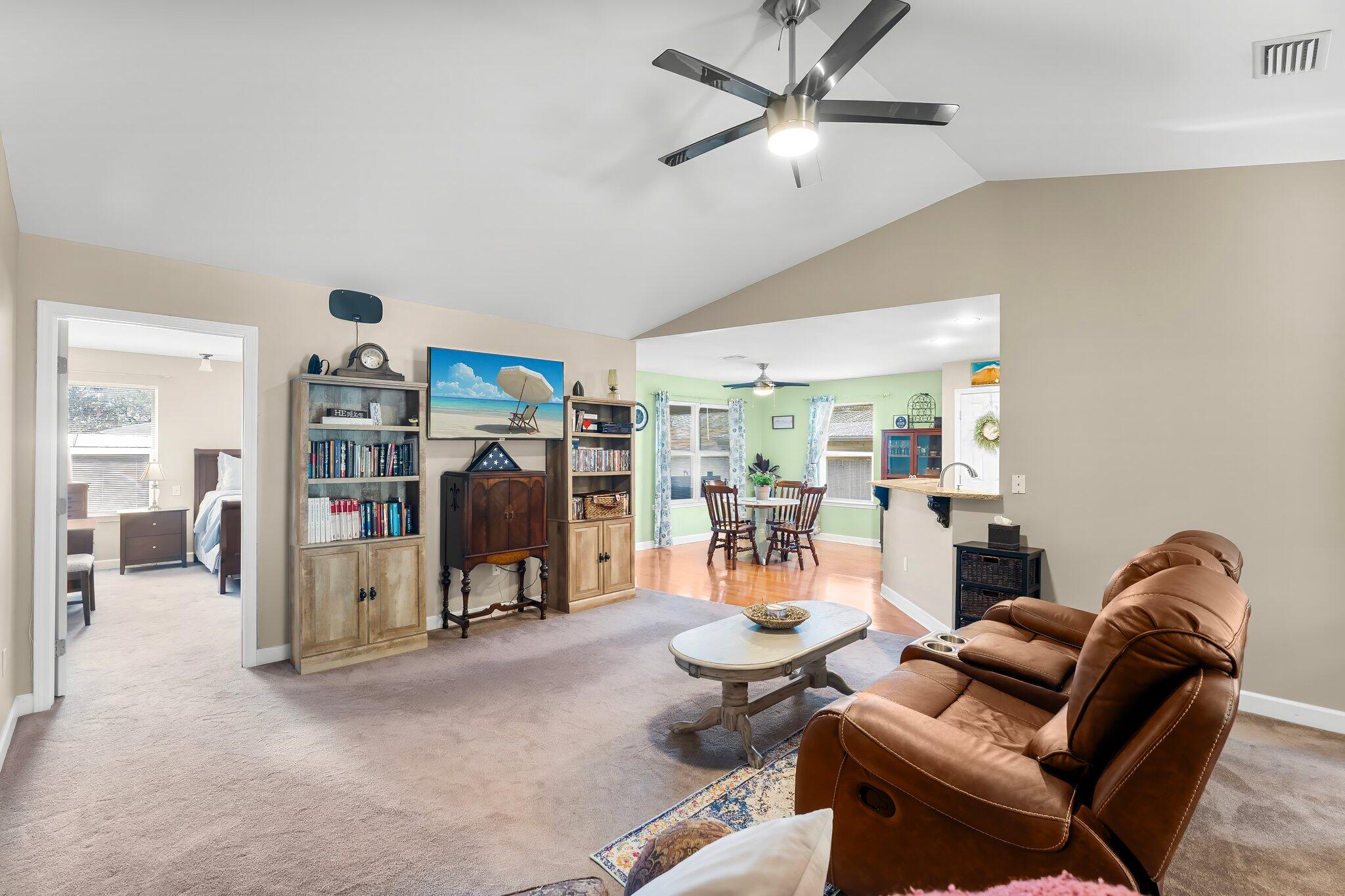 MAGNOLIA BAYE - Residential