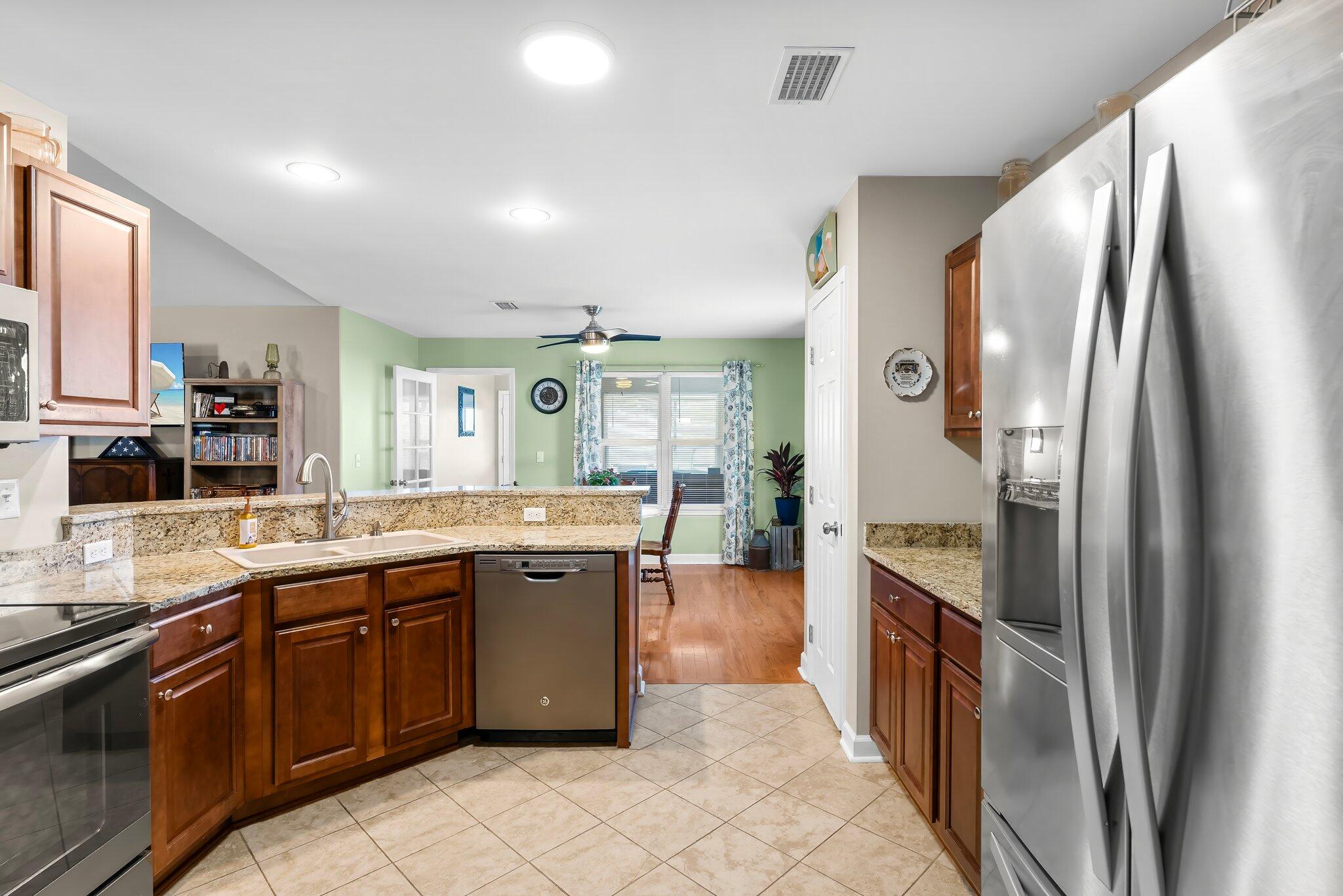 MAGNOLIA BAYE - Residential