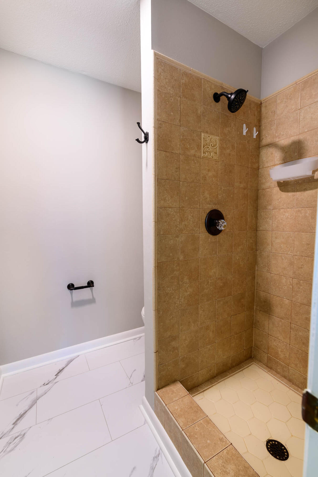 CREEKSIDE 4 - Residential