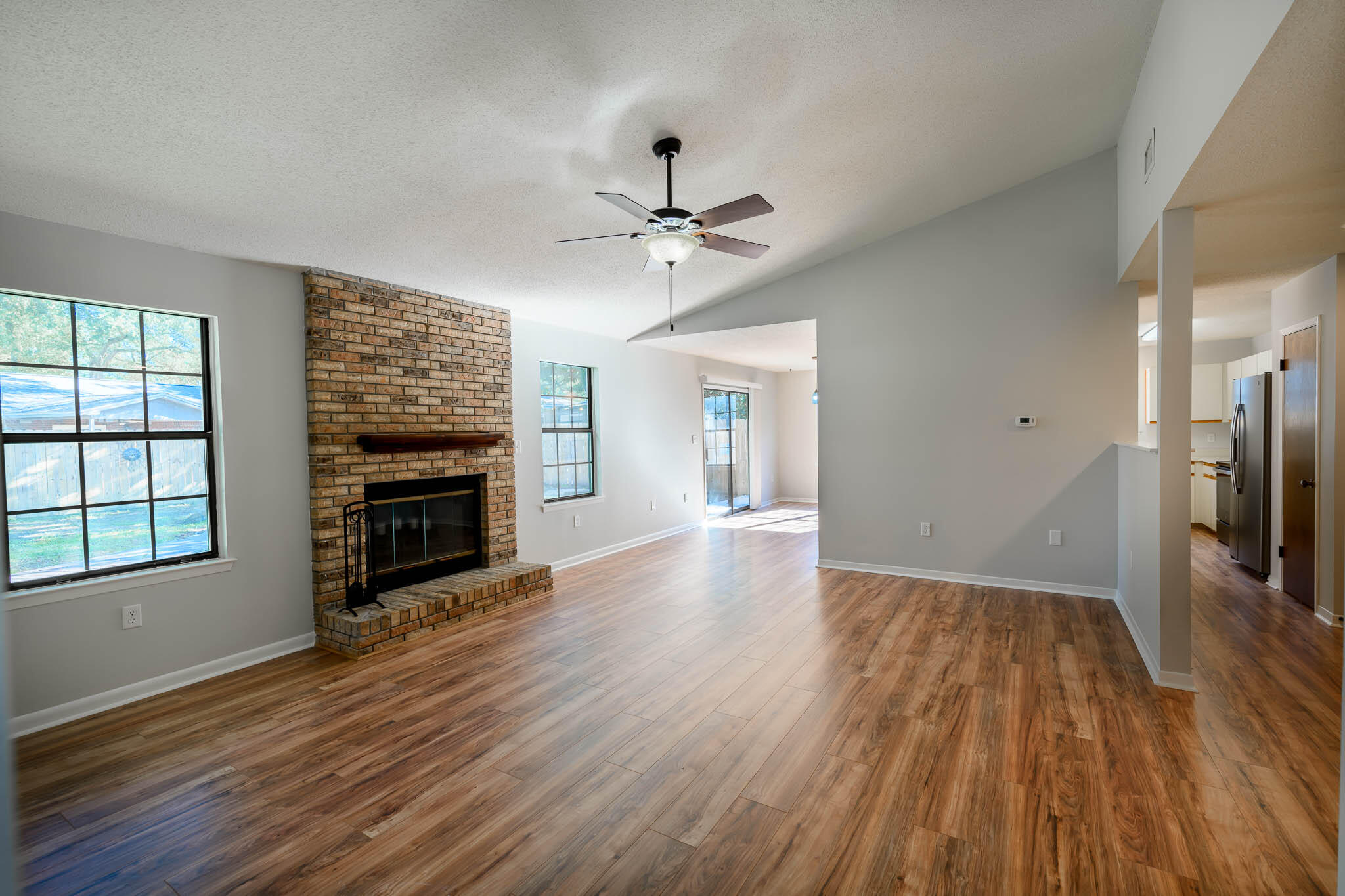 CREEKSIDE 4 - Residential