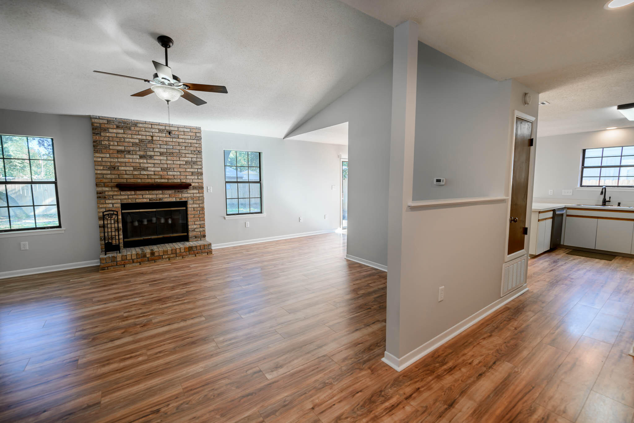 CREEKSIDE 4 - Residential