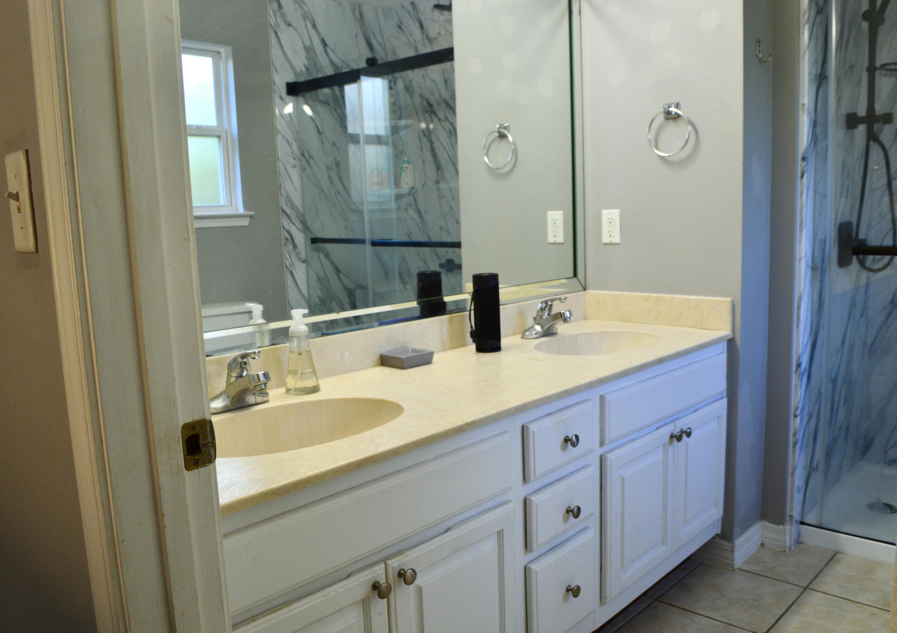 MCLAUGHLIN & HARRIS - Residential