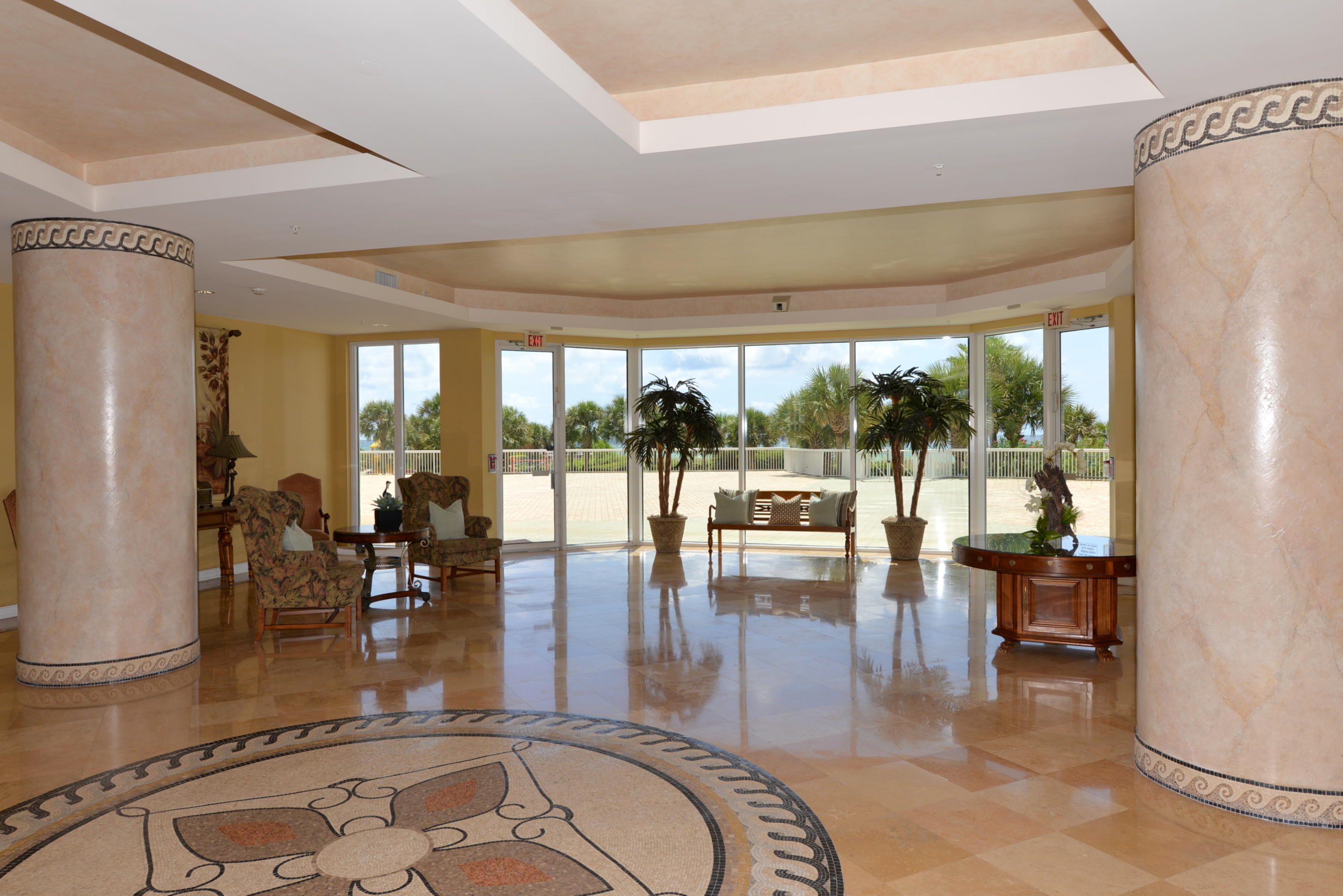 ST. MAARTEN AT SILVER SHELLS - Residential