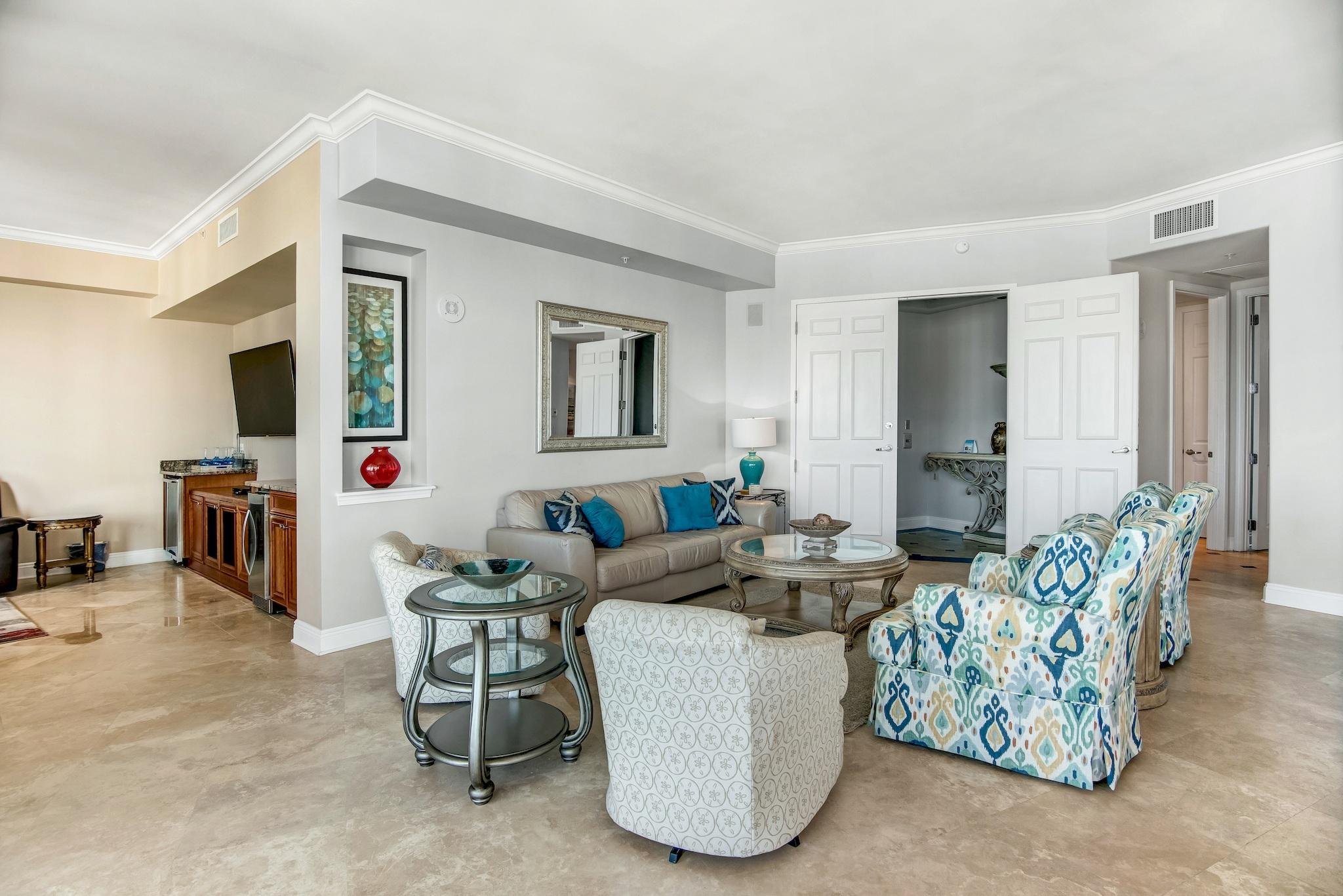 ST. MAARTEN AT SILVER SHELLS - Residential