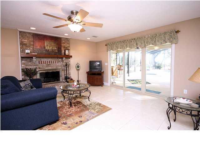 LAKE PIPPIN - Residential