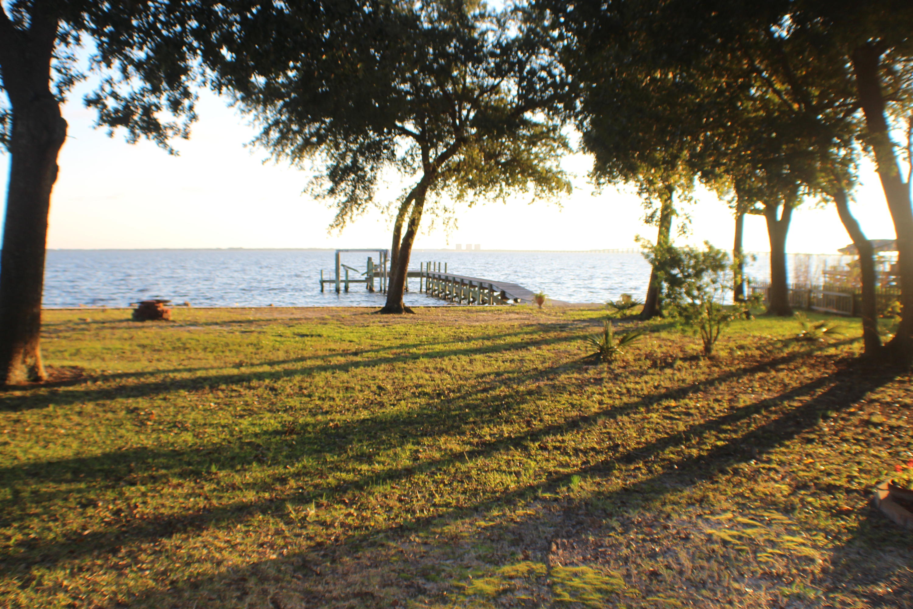 LAKE PIPPIN - Residential