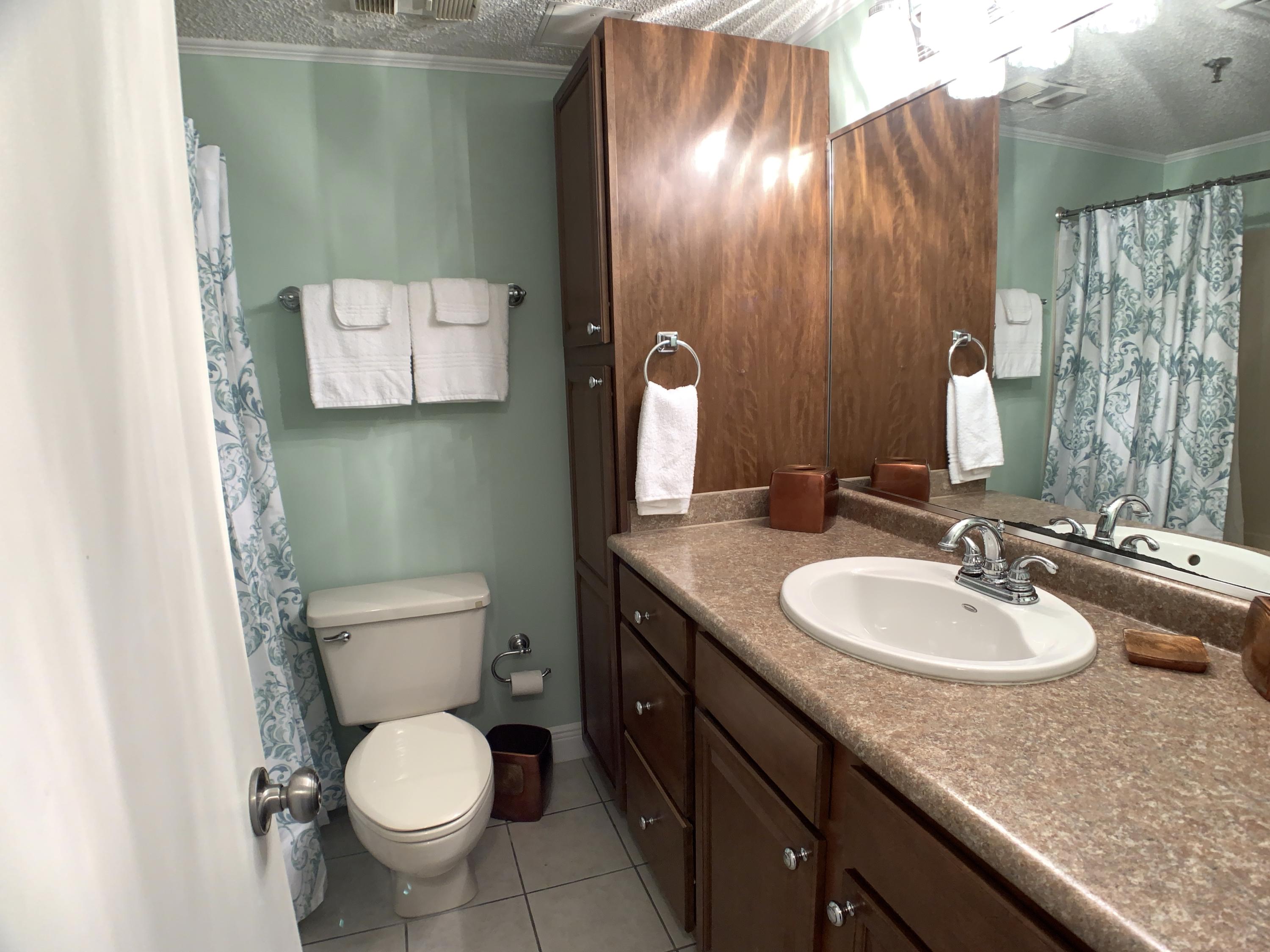 PIRATES BAY PH 1 - Residential