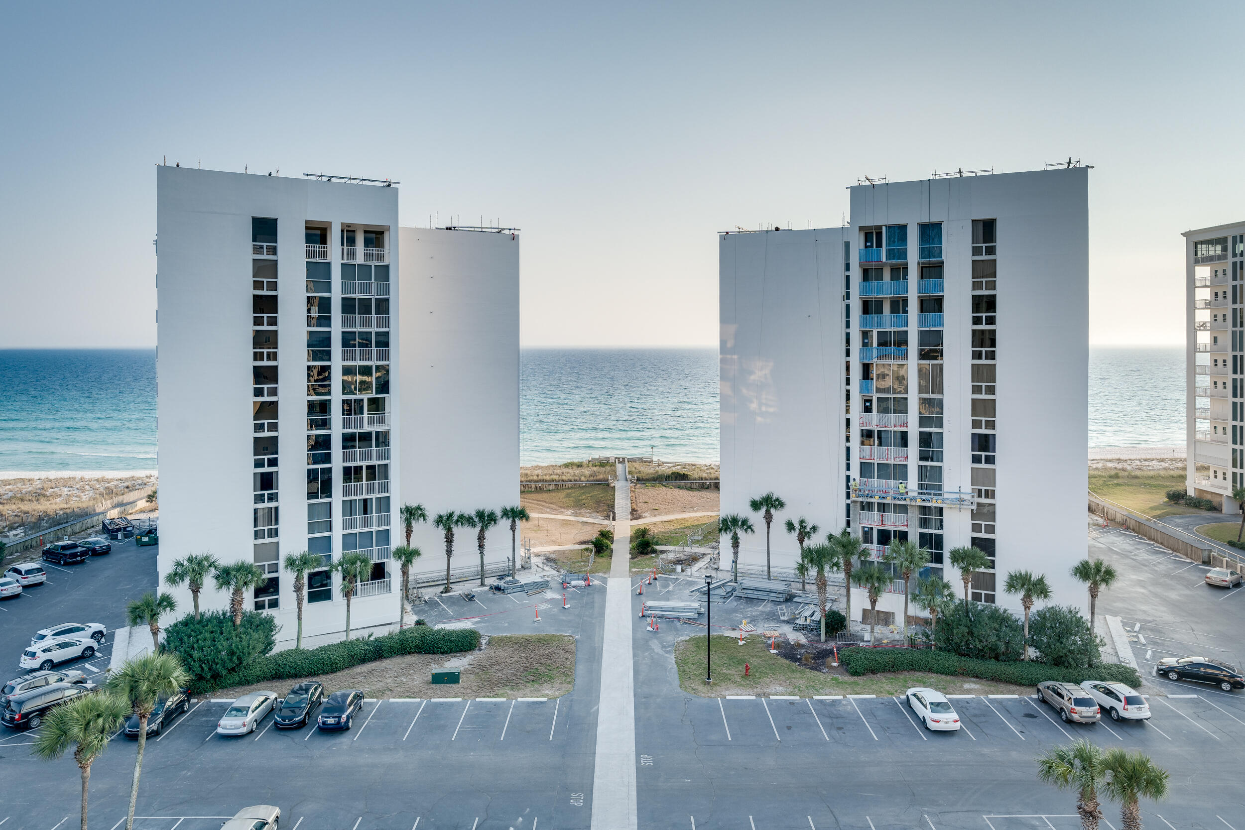 SHORELINE TOWERS 3 - Residential