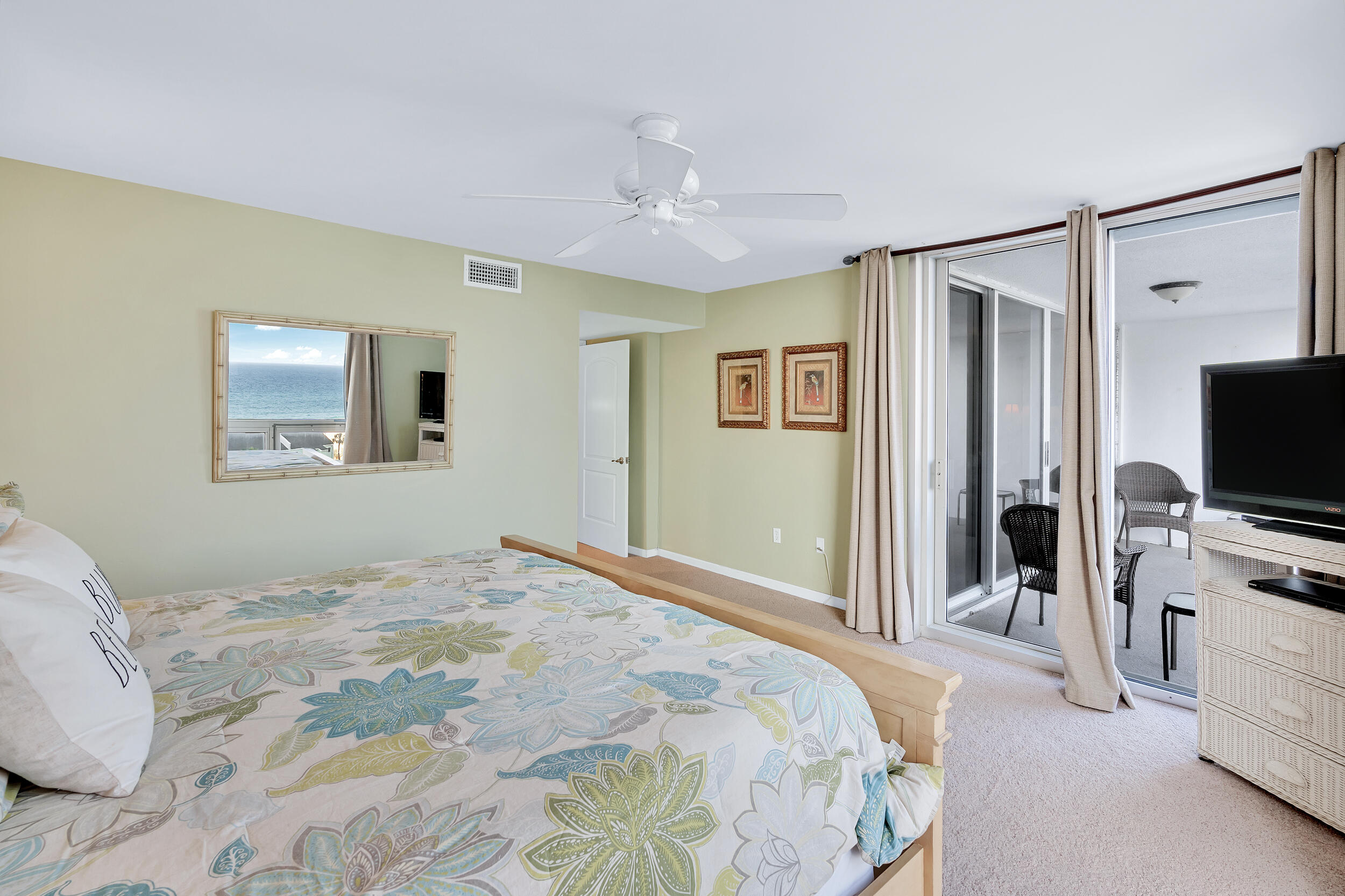 SHORELINE TOWERS 3 - Residential