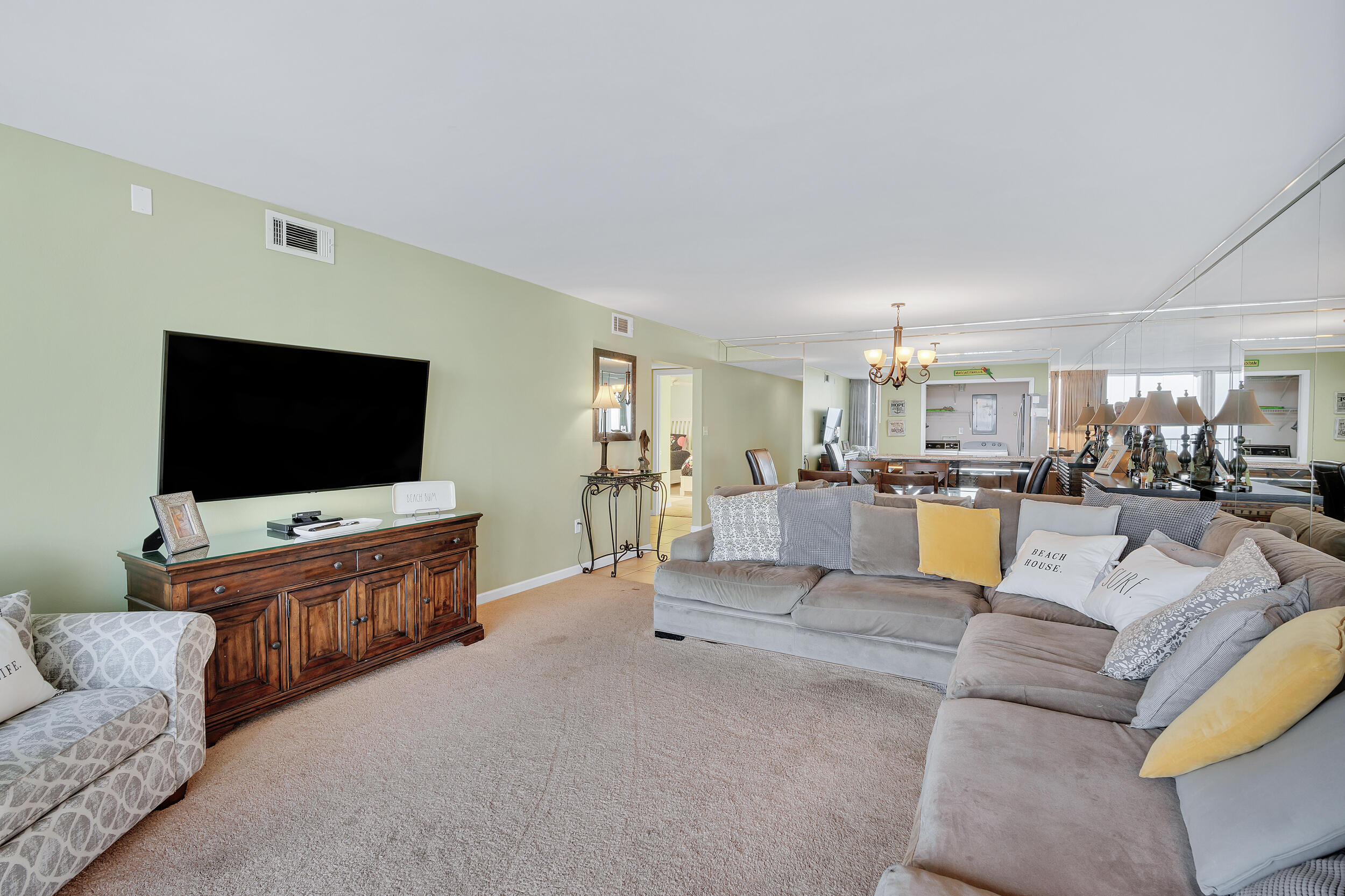 SHORELINE TOWERS 3 - Residential