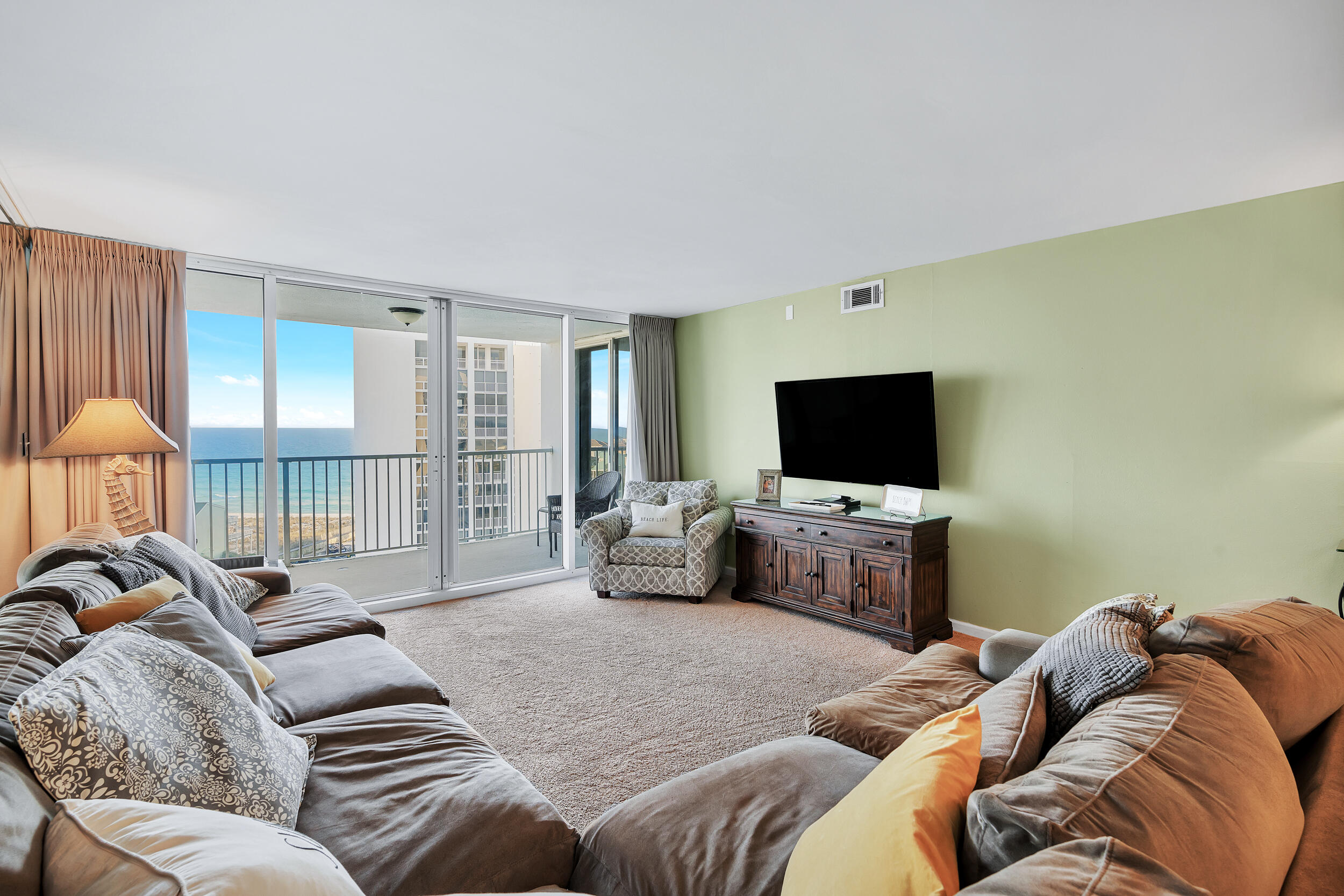 SHORELINE TOWERS 3 - Residential