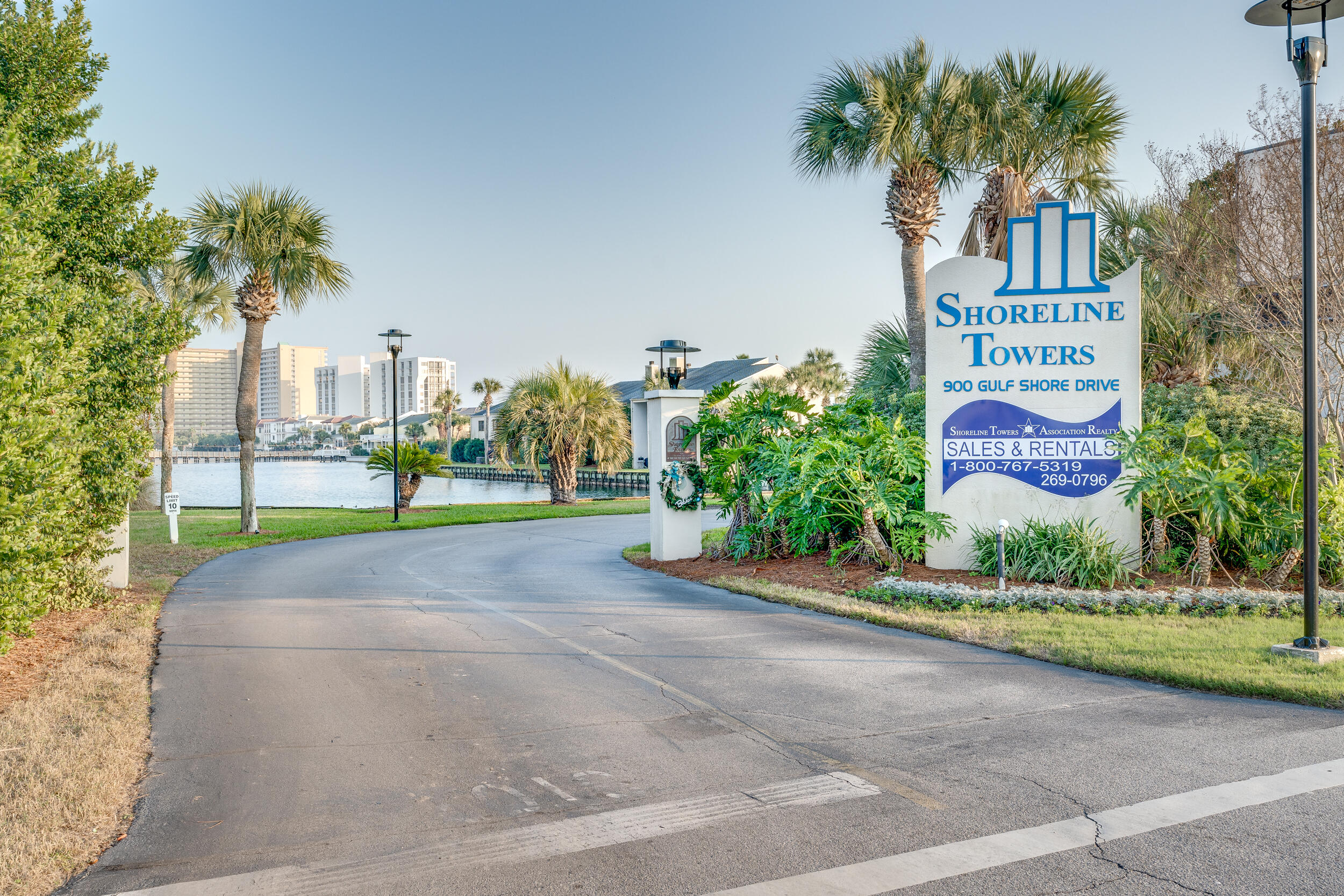 SHORELINE TOWERS 3 - Residential