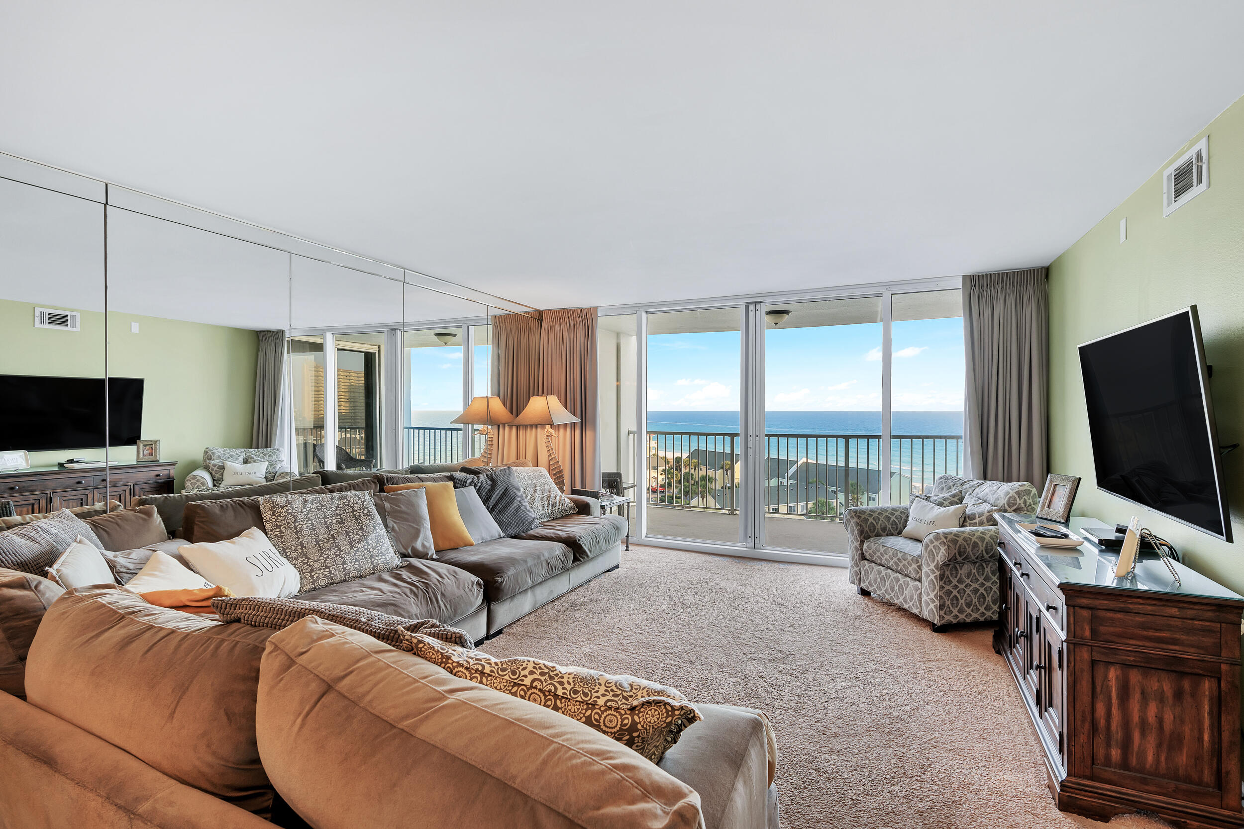 SHORELINE TOWERS 3 - Residential