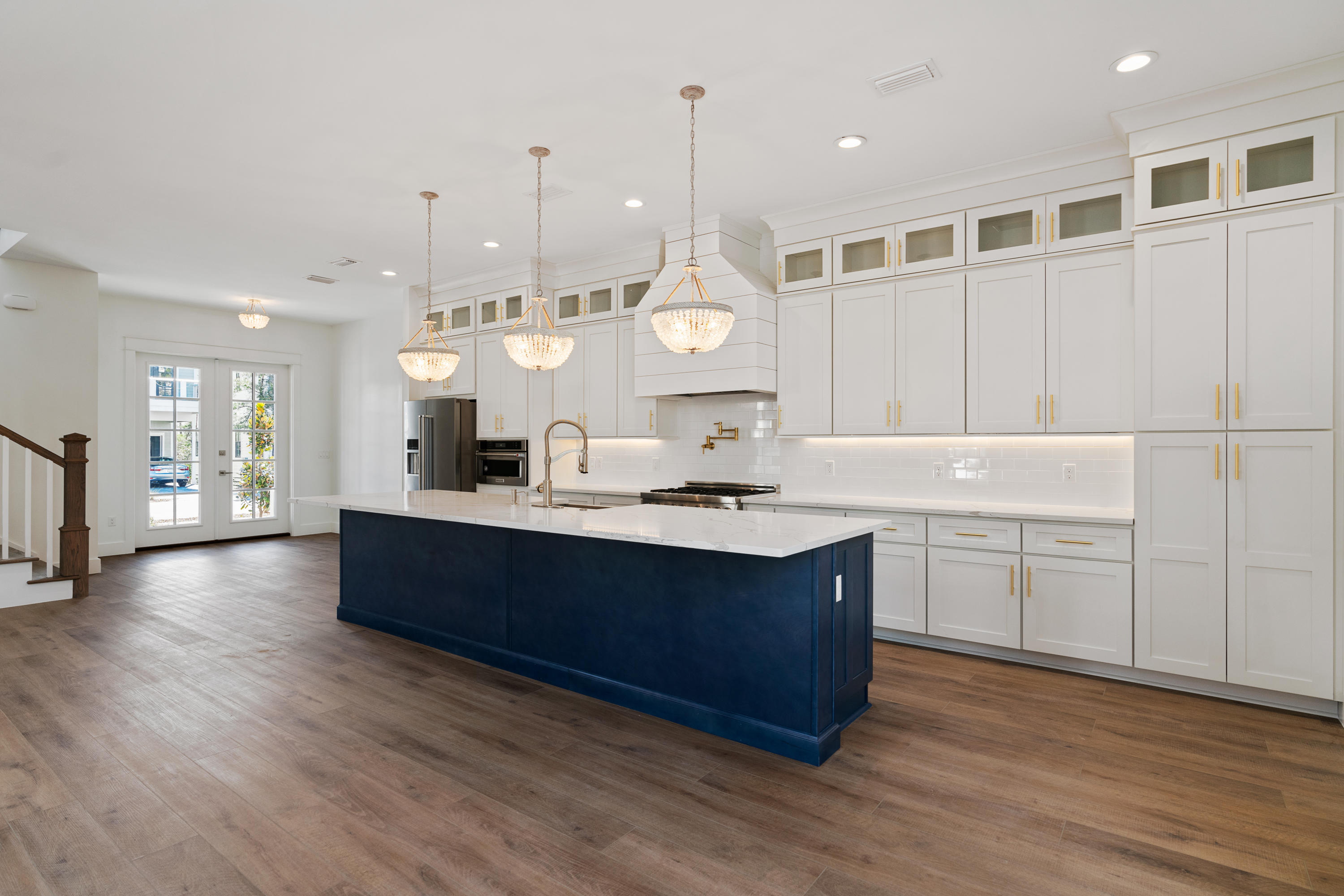 LAKESIDE AT BLUE MOUNTAIN BEACH - Residential