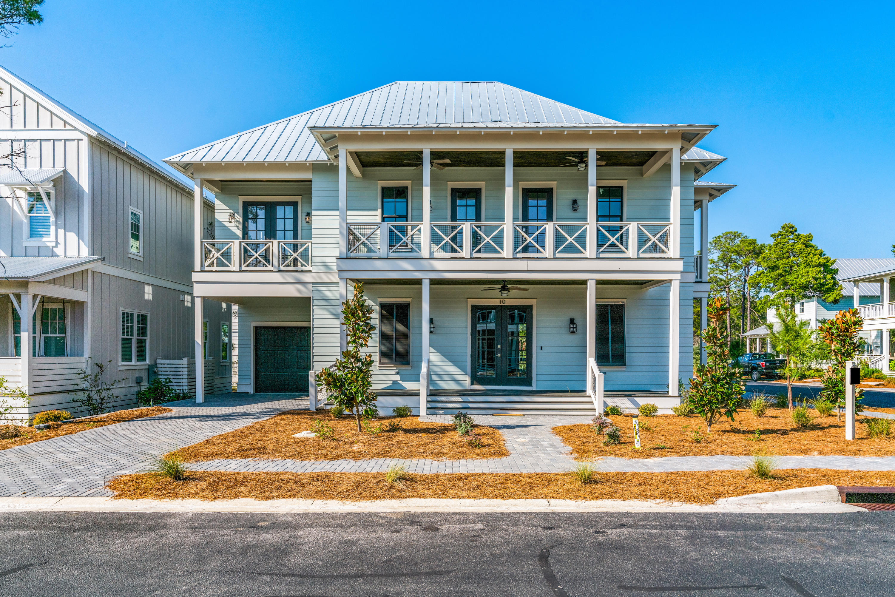 LAKESIDE AT BLUE MOUNTAIN BEACH - Residential