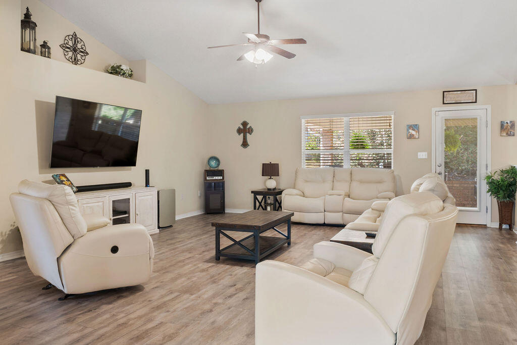 BROOKE ESTATES PH II - Residential