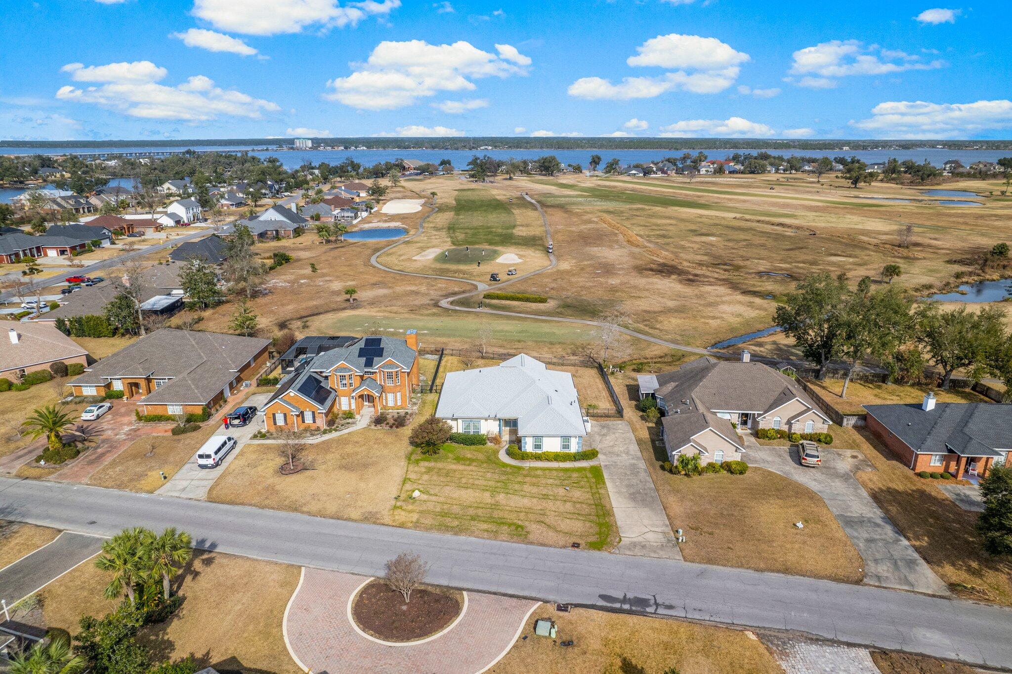 COUNTRY CLUB HARBOUR ESTATES - Residential