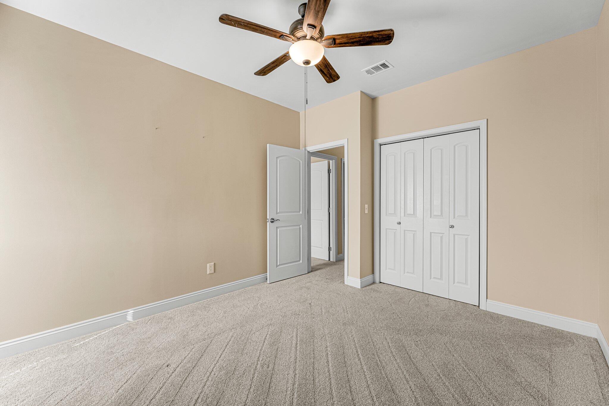 COUNTRY CLUB HARBOUR ESTATES - Residential