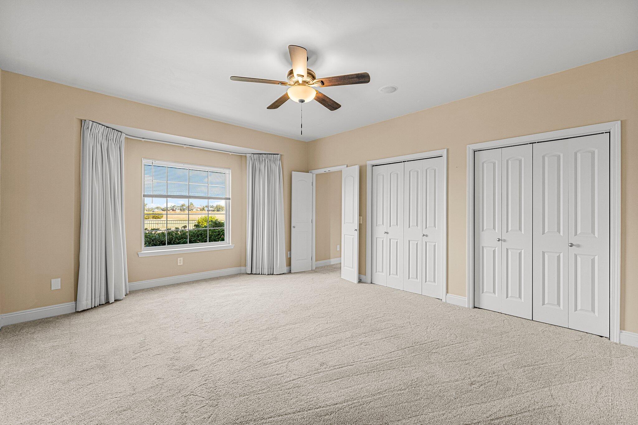 COUNTRY CLUB HARBOUR ESTATES - Residential