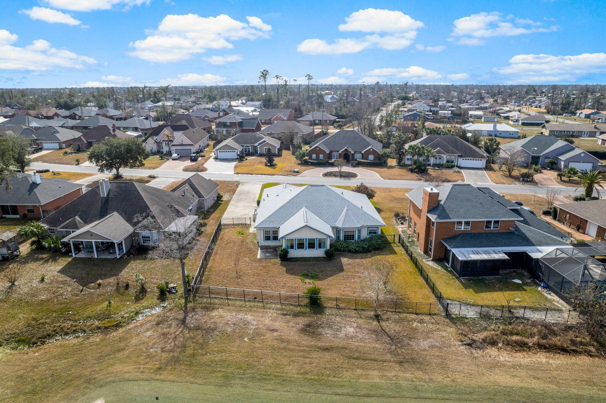 COUNTRY CLUB HARBOUR ESTATES - Residential