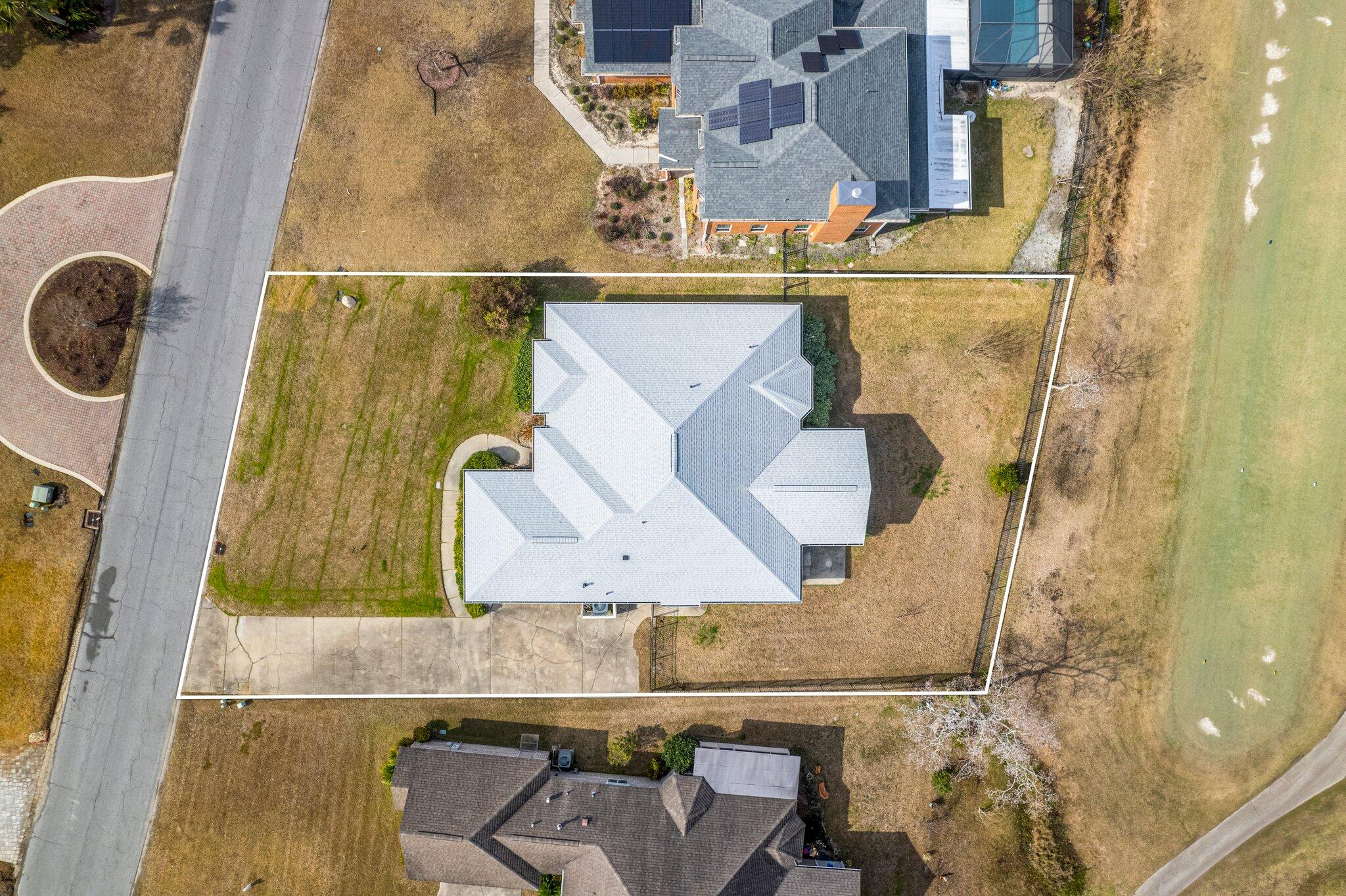 COUNTRY CLUB HARBOUR ESTATES - Residential