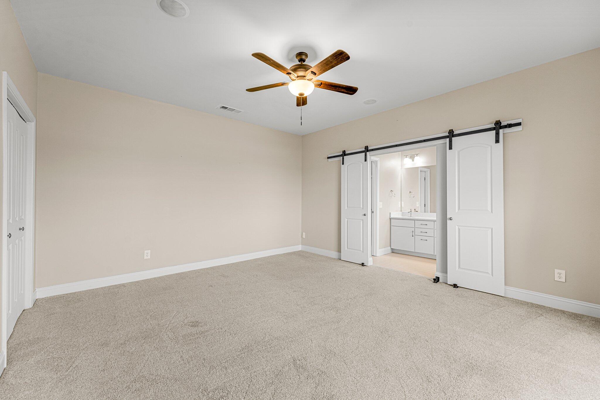 COUNTRY CLUB HARBOUR ESTATES - Residential