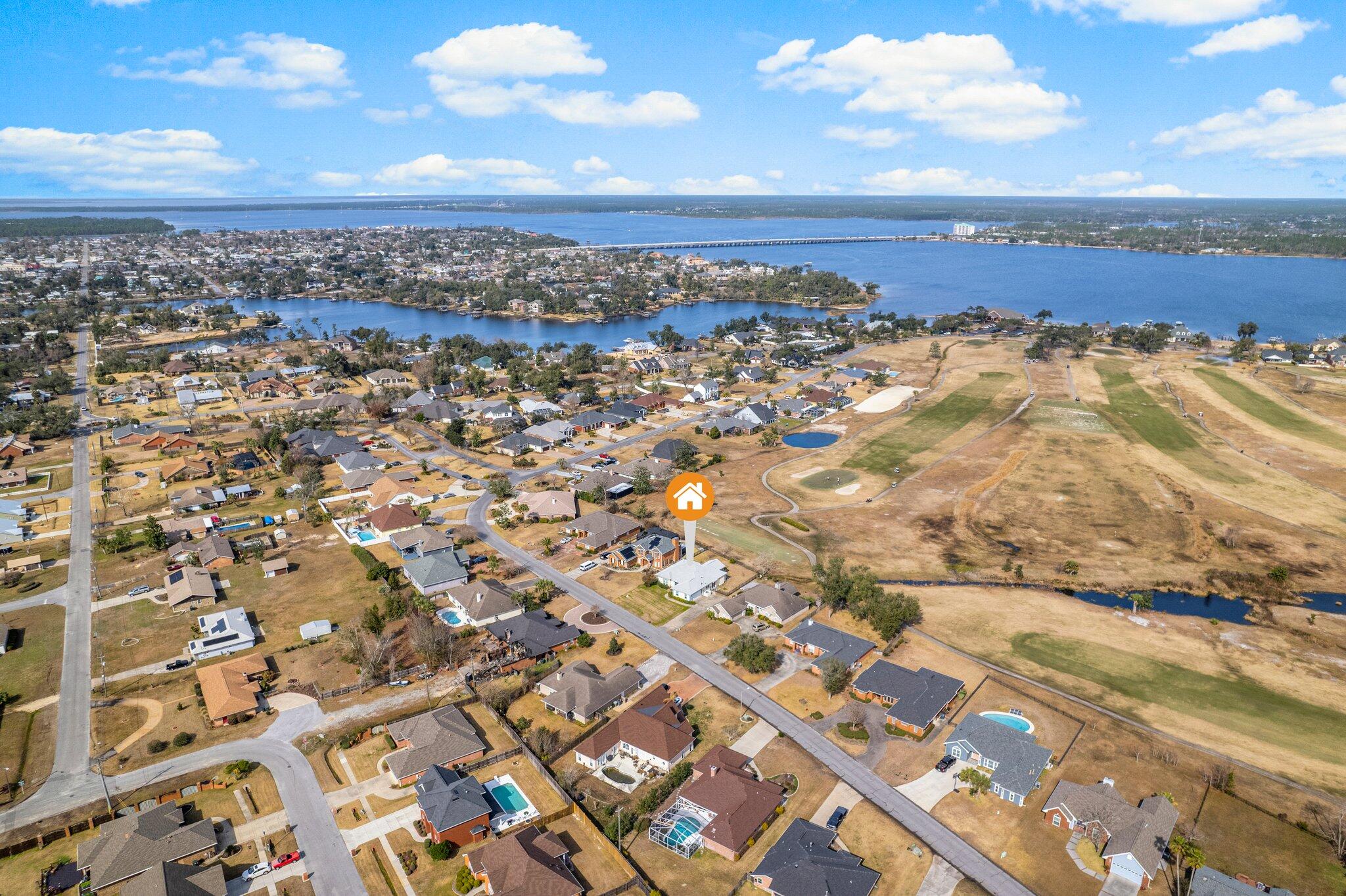 COUNTRY CLUB HARBOUR ESTATES - Residential