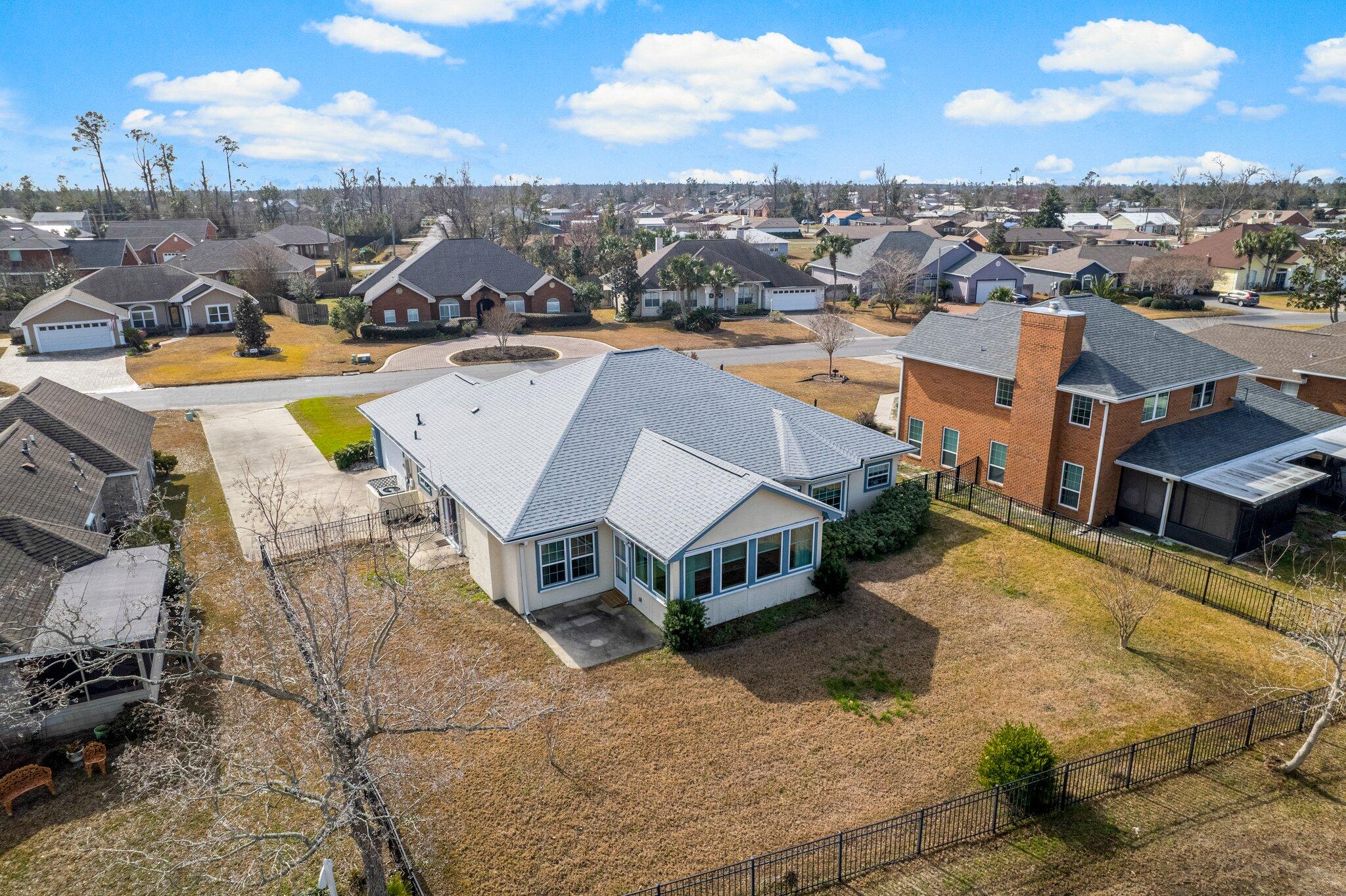 COUNTRY CLUB HARBOUR ESTATES - Residential