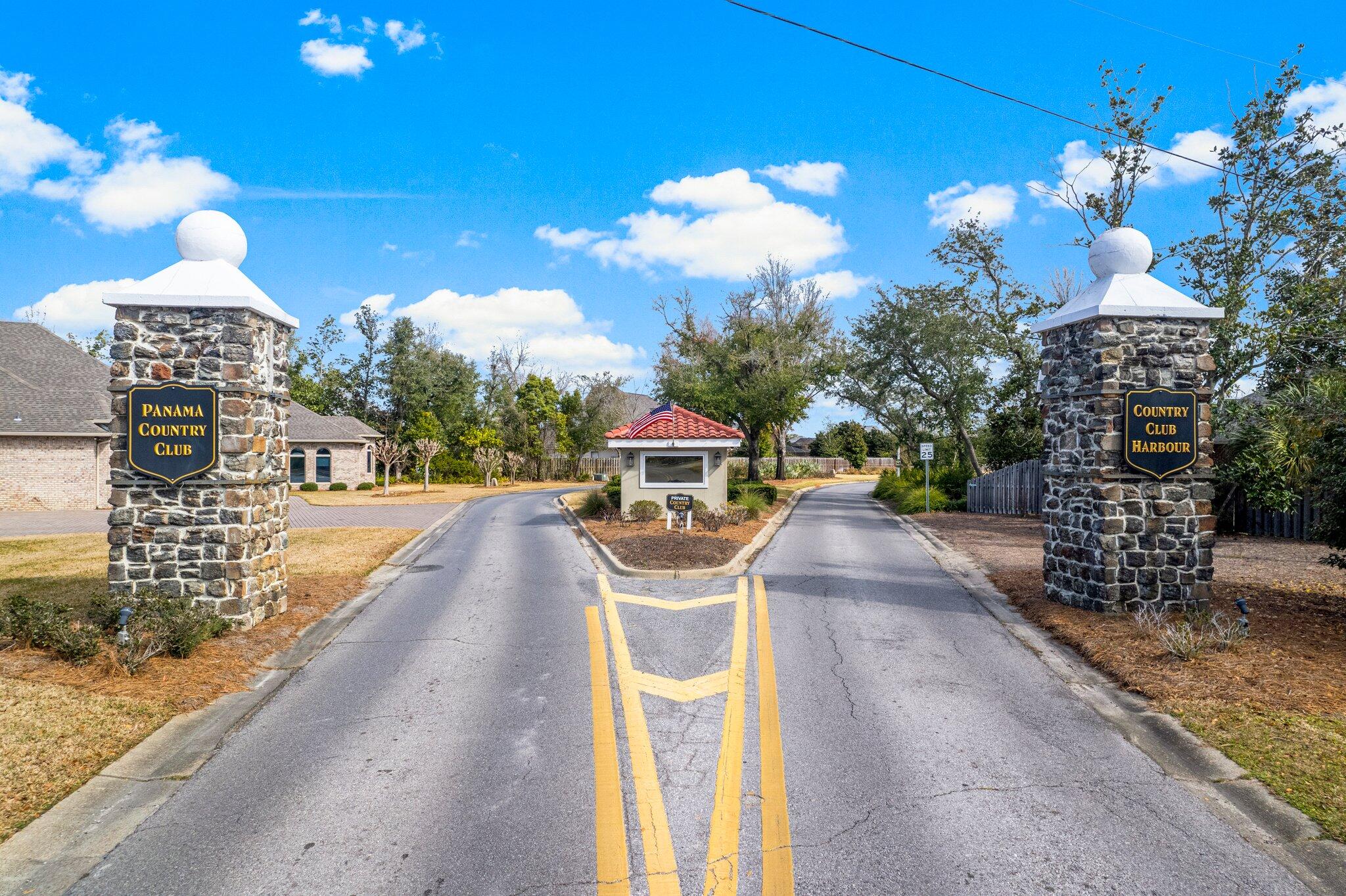 COUNTRY CLUB HARBOUR ESTATES - Residential