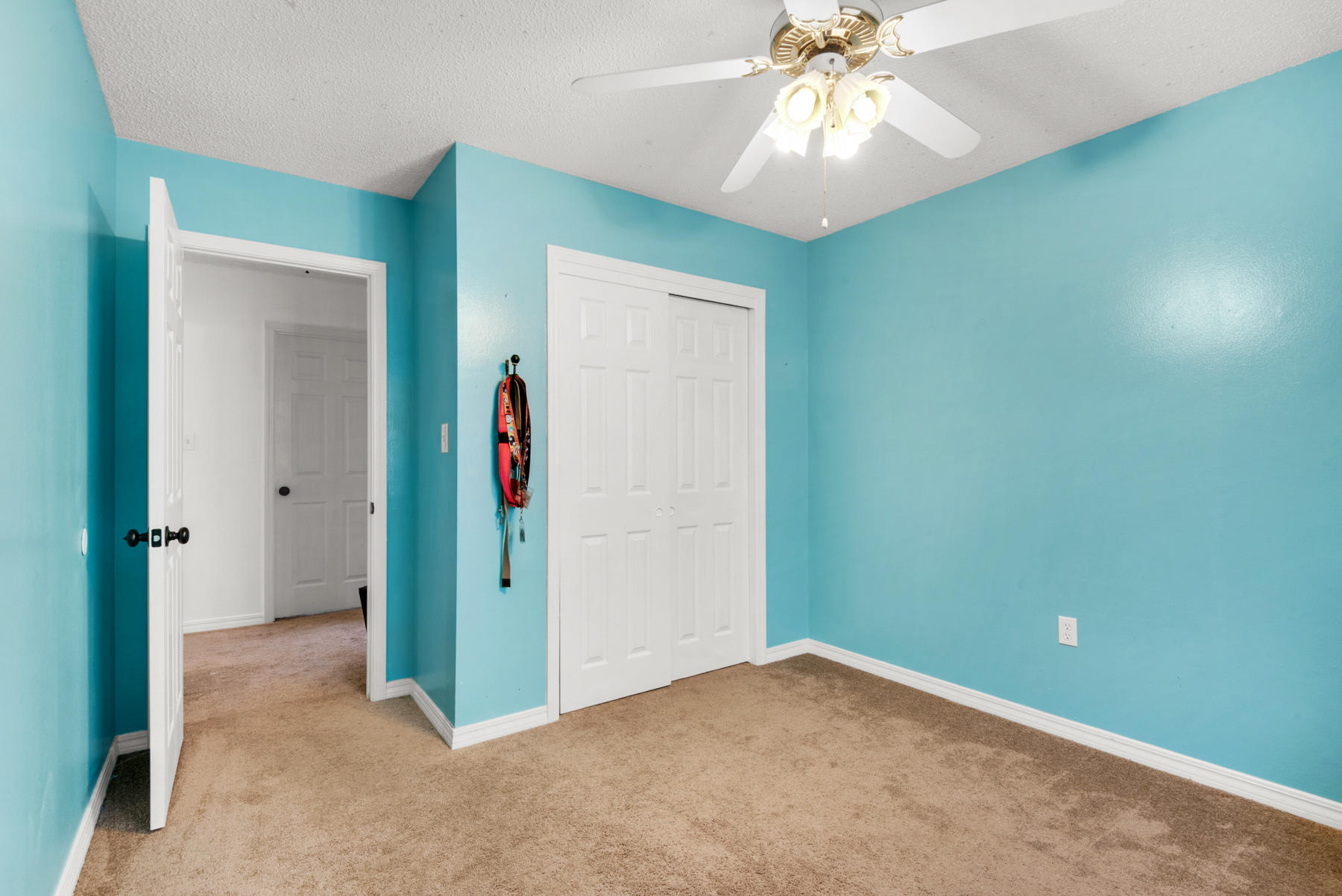 SANDY RIDGE ESTATES - Residential