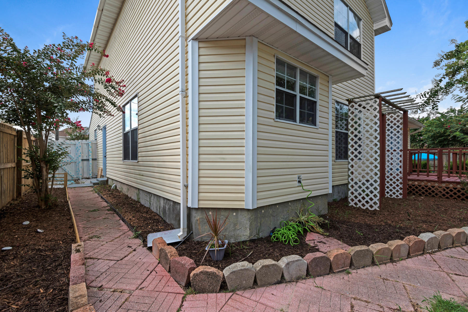 SANDY RIDGE ESTATES - Residential