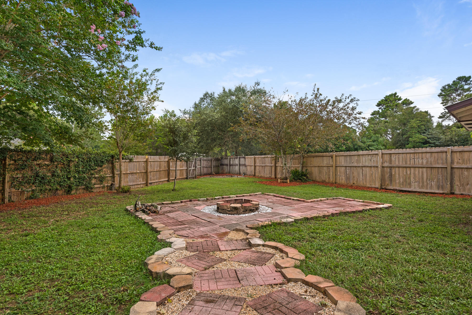 SANDY RIDGE ESTATES - Residential