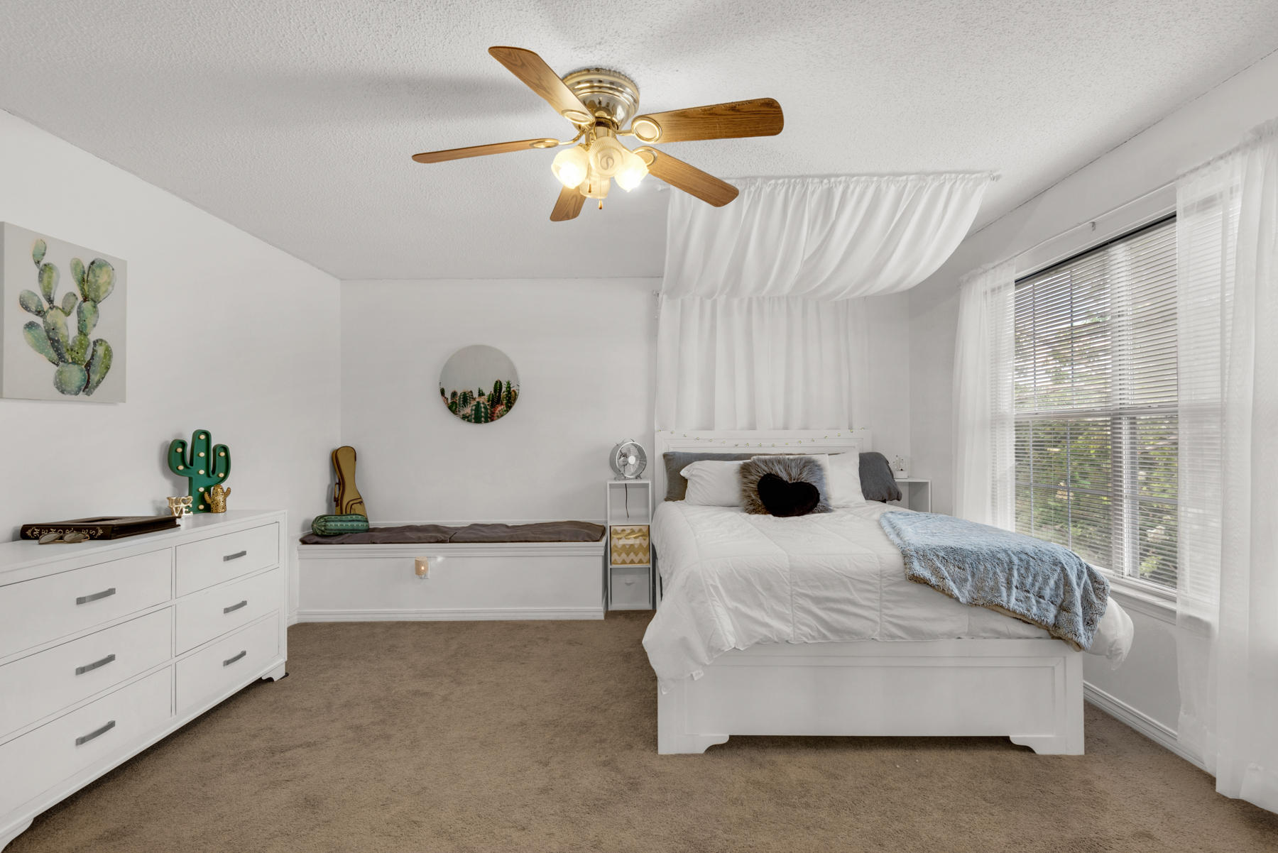 SANDY RIDGE ESTATES - Residential