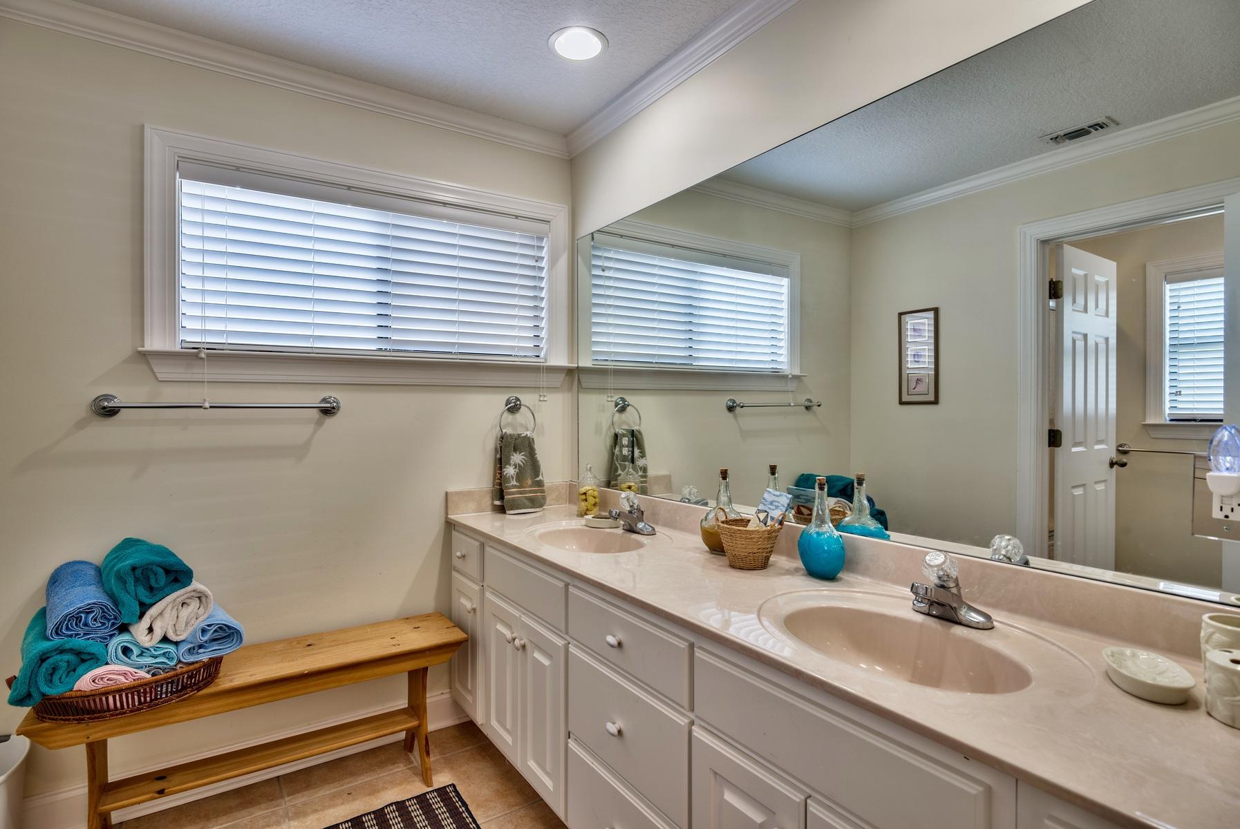 SANDPIPER BEACH COLONY UNREC - Residential