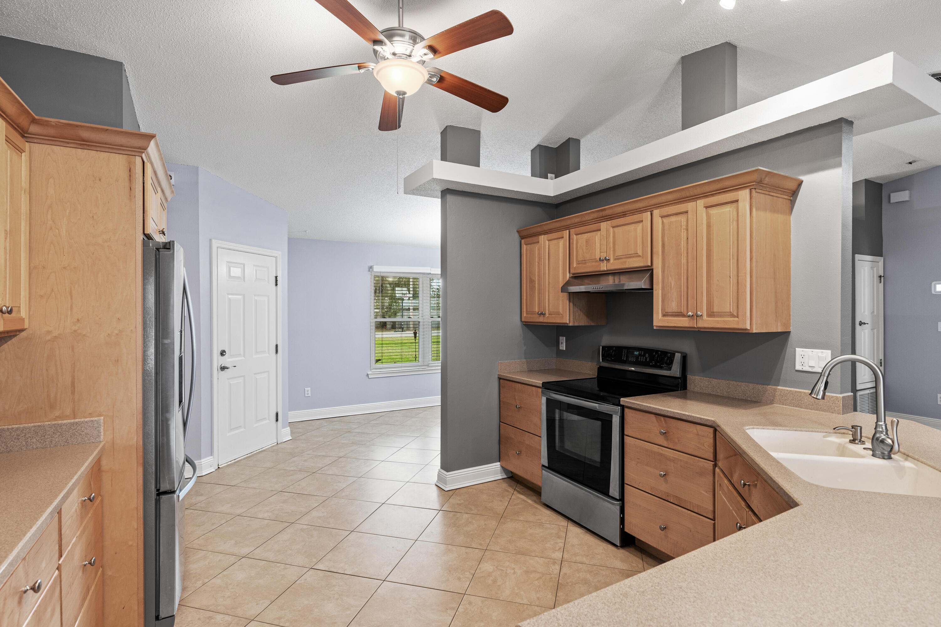 COUNTRY BREEZE ESTATES - Residential